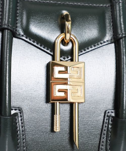 Givenchy o1w1db10126 Size: One Size / Bag in Black Size ONE SIZE - 3 Thumbnail