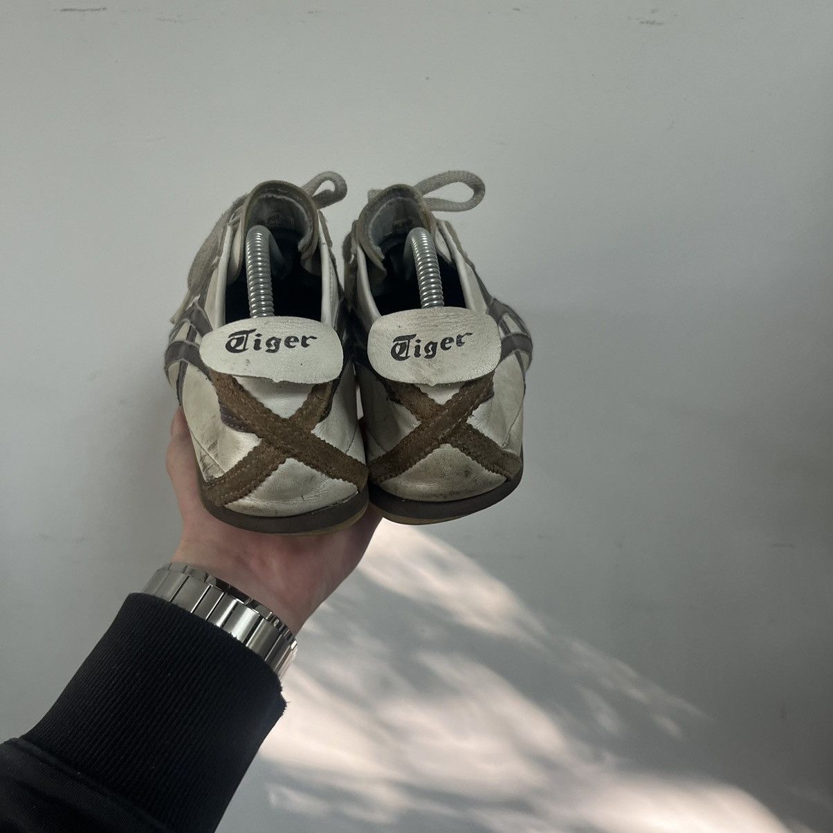 Asics Vintage ASICS Tiger Onitsuka Leather Sneakers Size US 9 / EU 42 - 7 Thumbnail