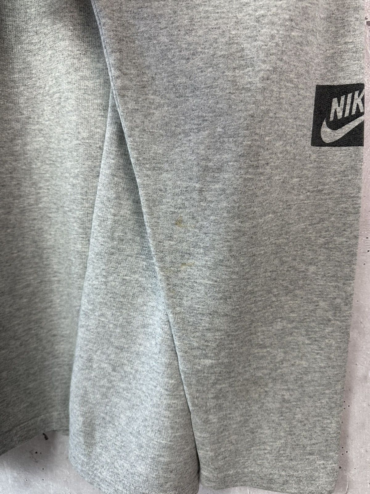 Nike Nike Vintage Swoosh Grey Crew Neck Cotton Sweatshirt Size US XL / EU 56 / 4 - 9 Thumbnail