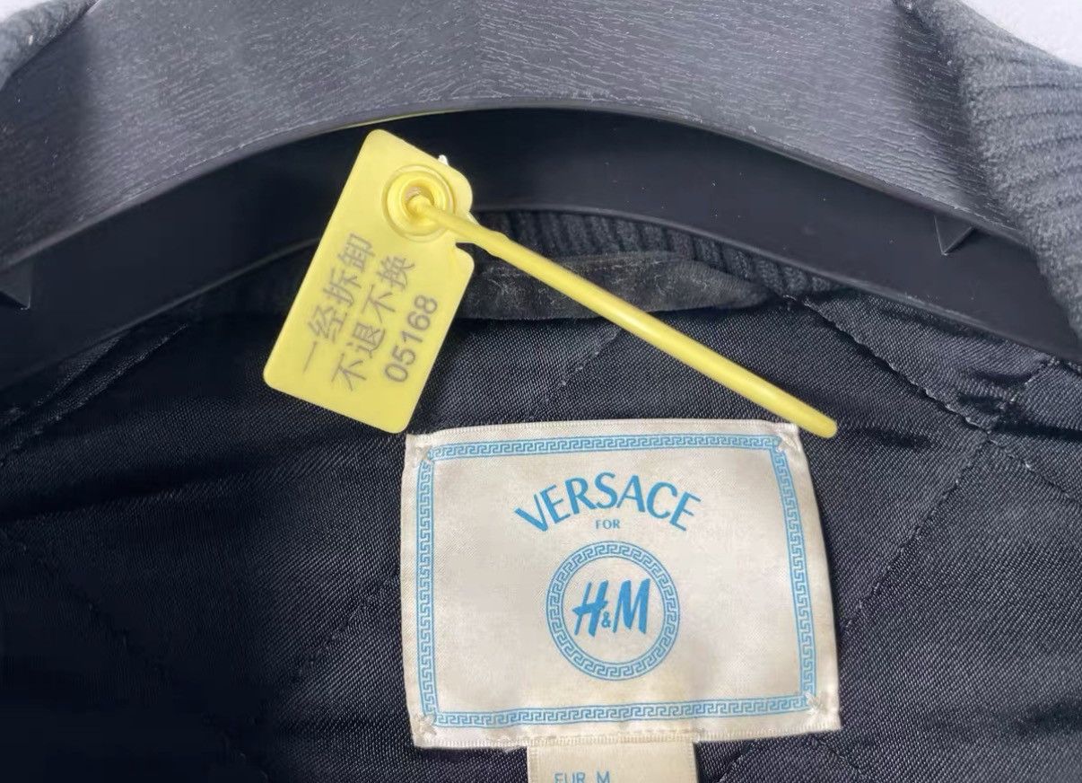 Versace Versace x H&M Bomber Velvet Raglan Pattern Jacket J31 Size US M / EU 48-50 / 2 - 6 Thumbnail