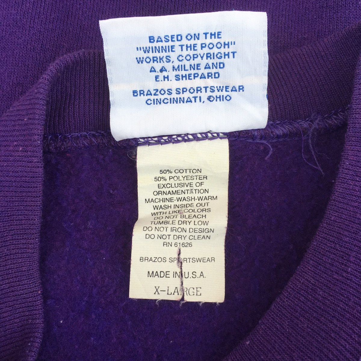 Disney × Vintage Vintage Pooh Disney Sweatshirt Size US L / EU 52-54 / 3 - 6 Thumbnail