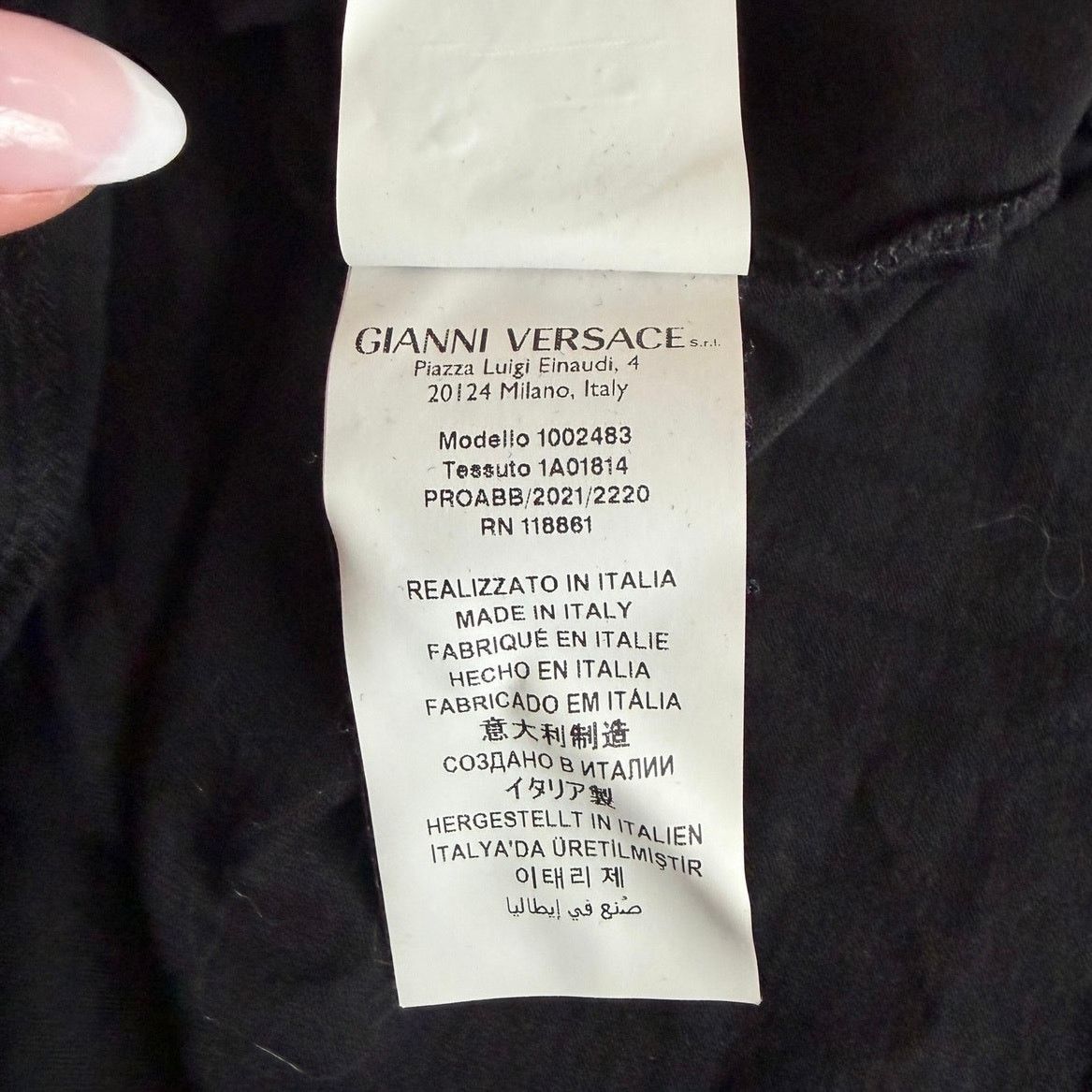 Versace Versace Black Logo T-Shirt 2XL Embroidered NFC Authentic Tee Size US XXL / EU 58 / 5 - 5 Thumbnail