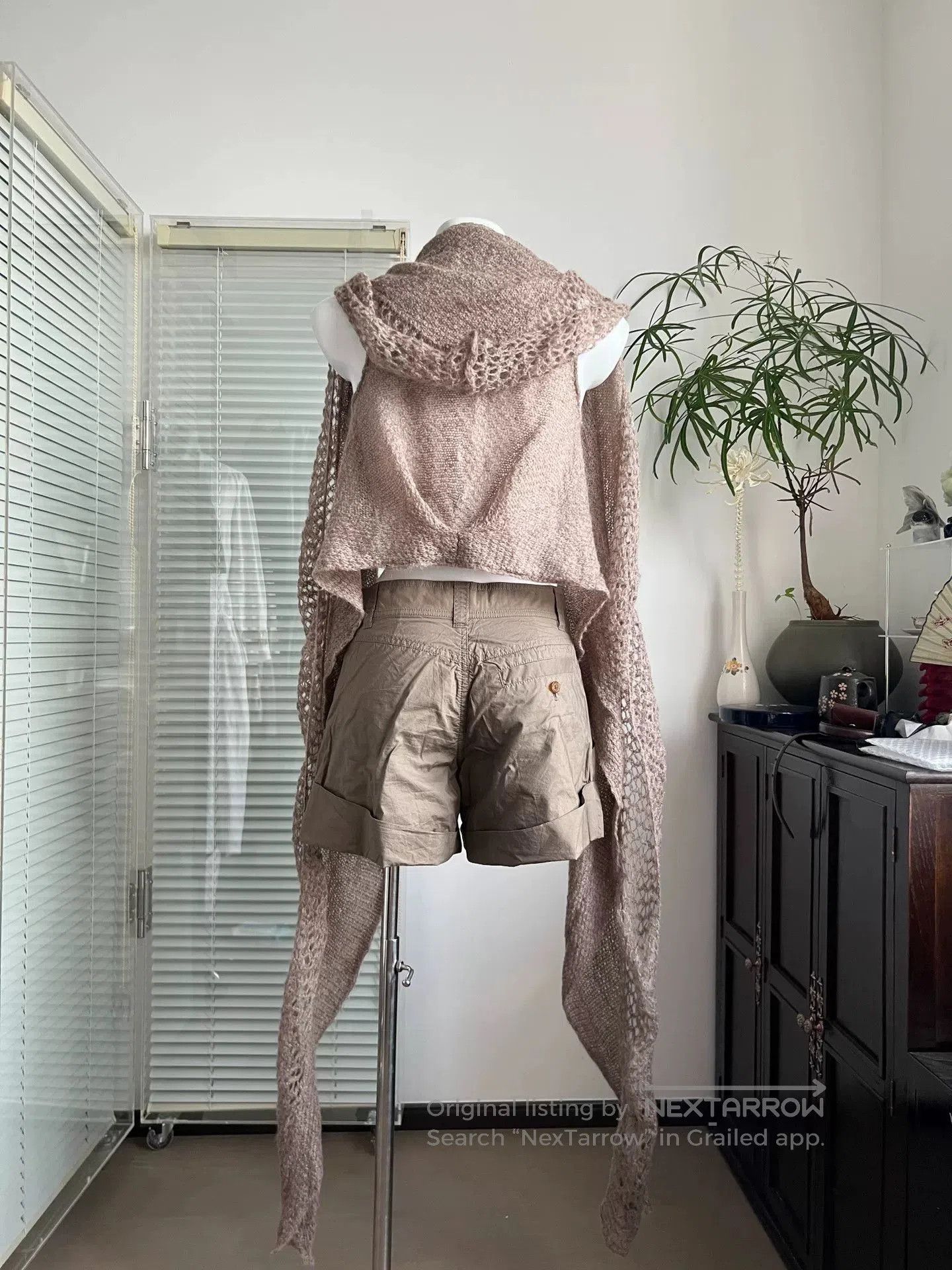 Other Wasteland Style Hollow Knit Asymmetrical Vest. Size S / US 4 / IT 40 - 5 Thumbnail