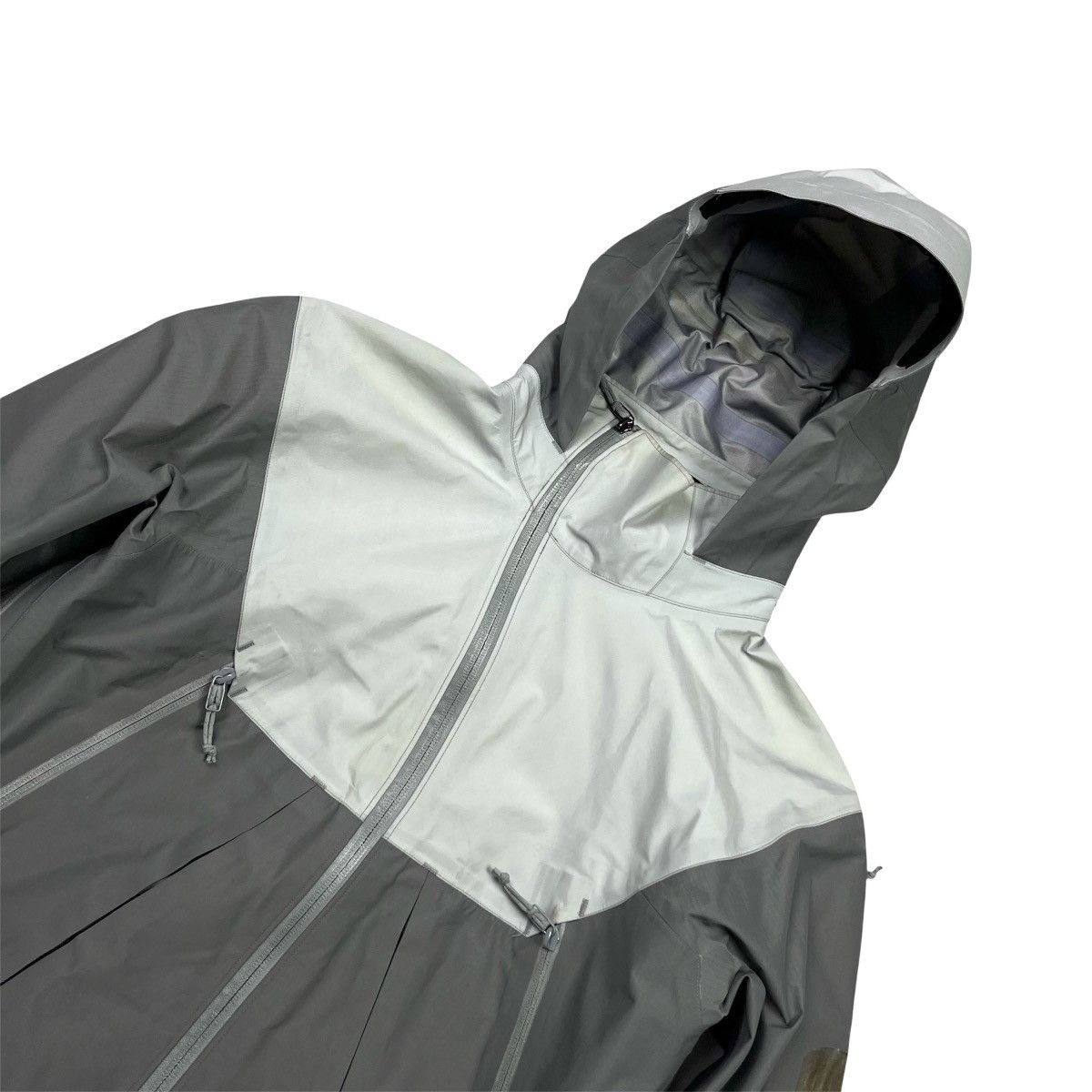 Arc'teryx × Vintage Vintage 2003 Arc teryx Sidewinder Gore Tex XCR Jacket White Size M / US 6-8 / IT 42-44 - 4 Thumbnail
