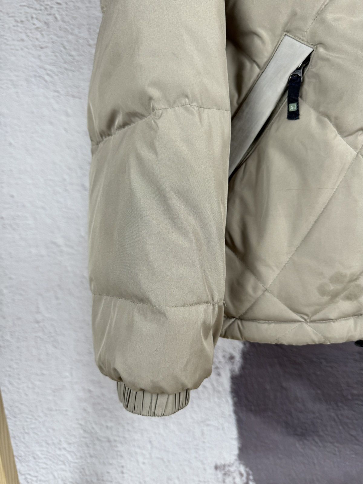 Armani Armani Jeans vintage beige used distressed down jacket Size US XL / EU 56 / 4 - 6 Thumbnail