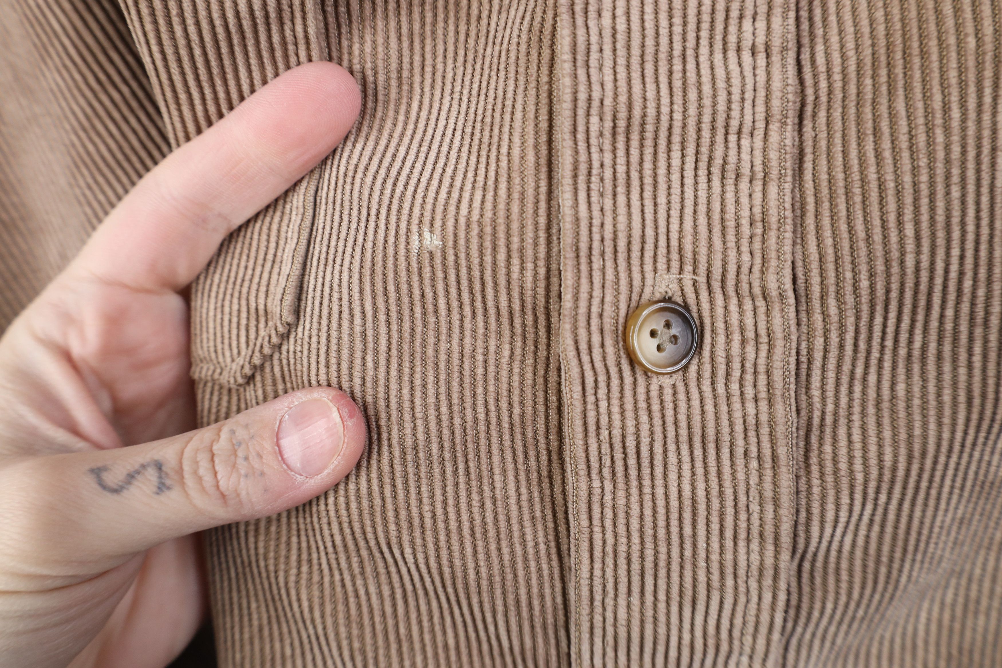 Vintage Vintage 90s Streetwear Pocket Corduroy Collared Button Shirt Size US L / EU 52-54 / 3 - 4 Thumbnail