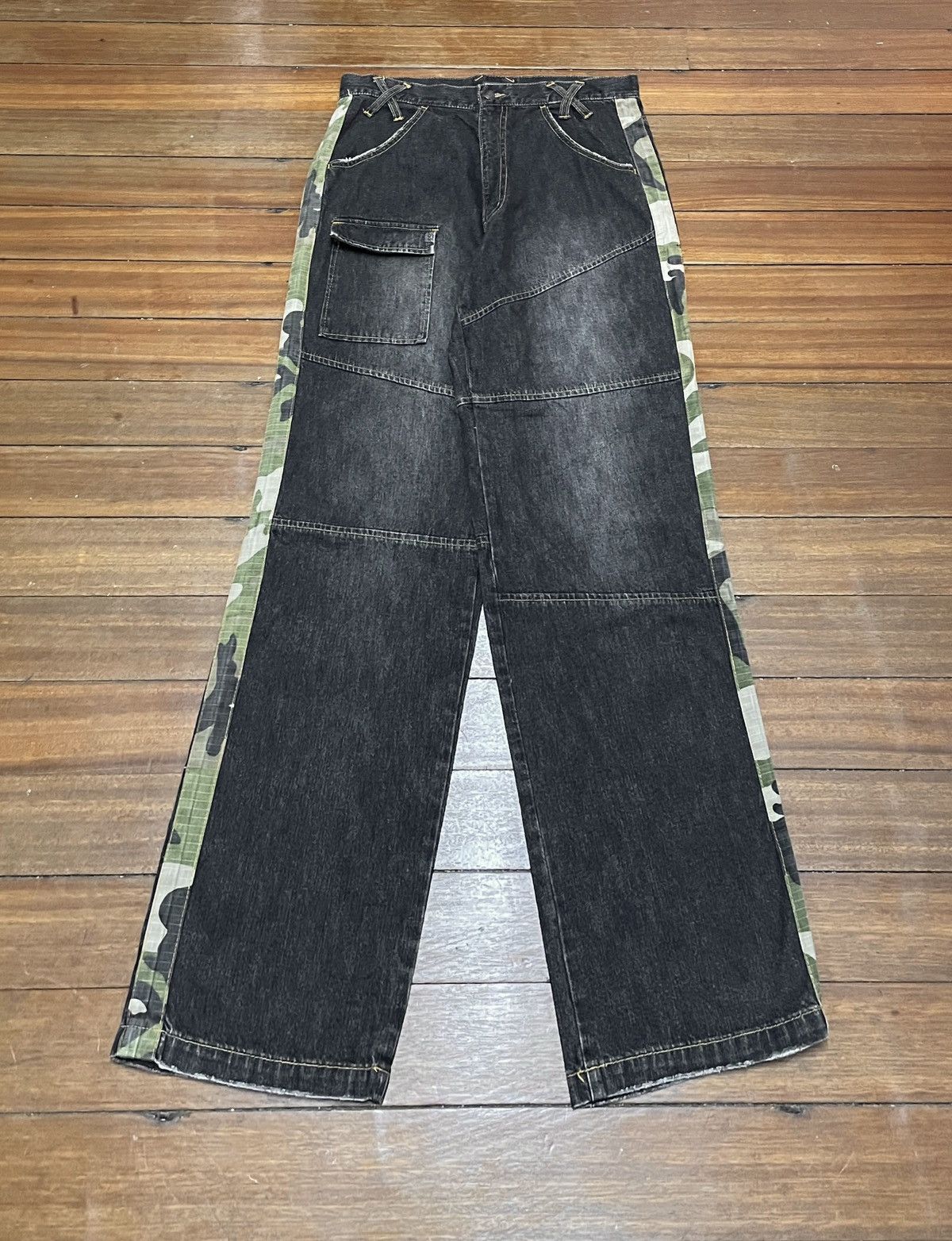 Hawk Rare Design Vintage Brand Hawk Rapper Baggy Jeans 2000s Size US 33 - 1 Thumbnail