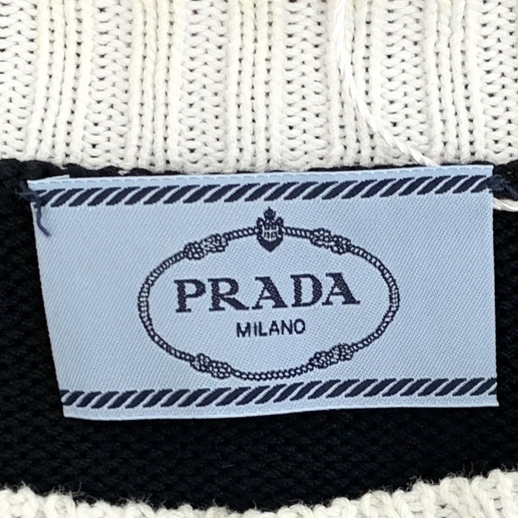 Prada Prada Letter Logo Embroidered Long Sleeve Knit Sweater K26WX Size L / US 10 / IT 46 - 5 Thumbnail
