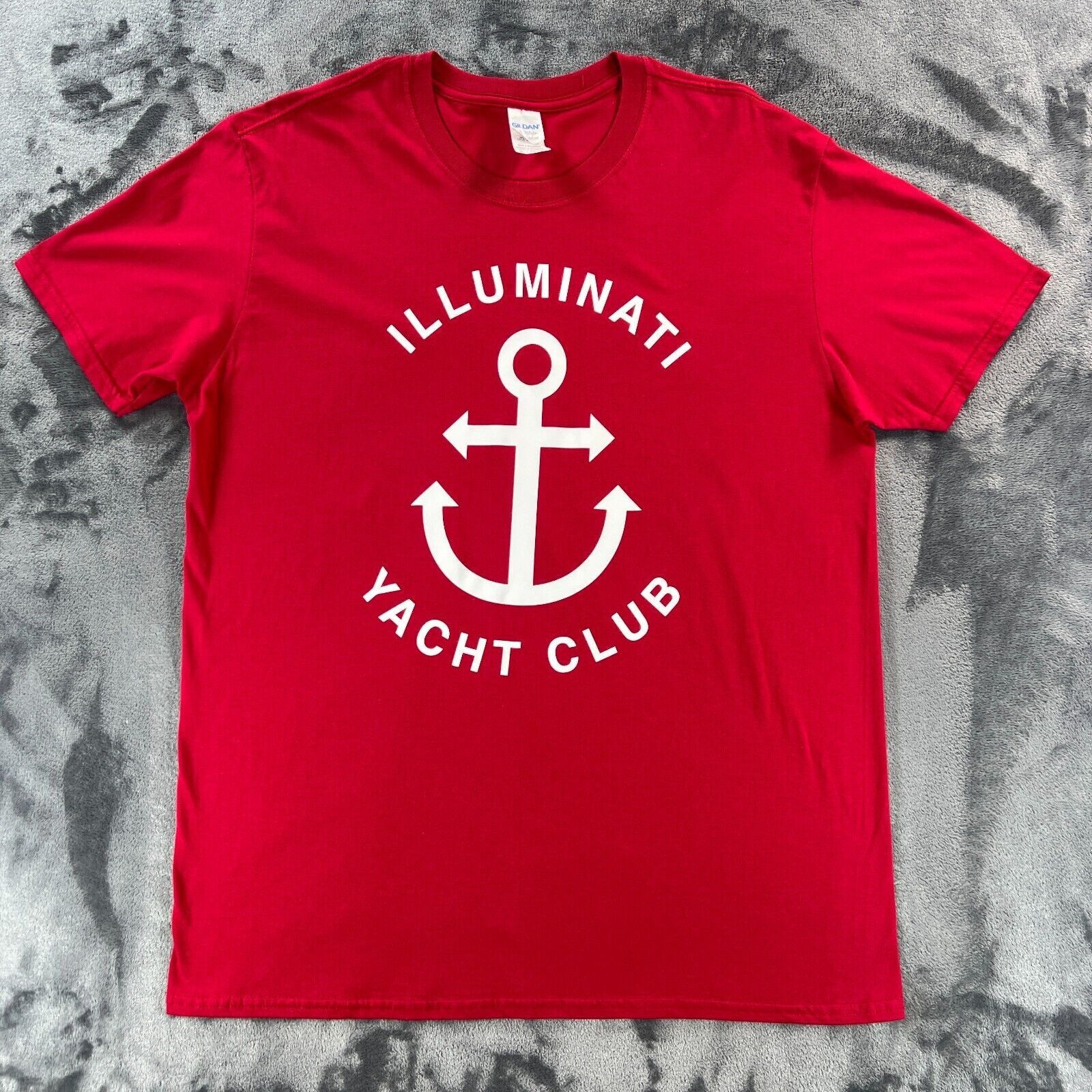 Gildan Illuminati Yacht Club T Shirt Men XL Top Secret Conspiracy A Size US XL / EU 56 / 4 - 1 Thumbnail