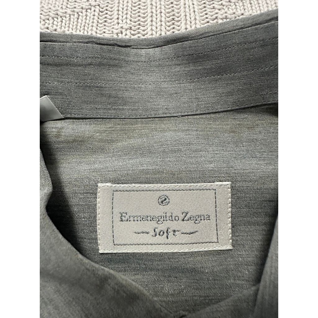Ermenegildo Zegna Ermenegildo Zegna gray button down size 16 Size US L / EU 52-54 / 3 - 4 Thumbnail