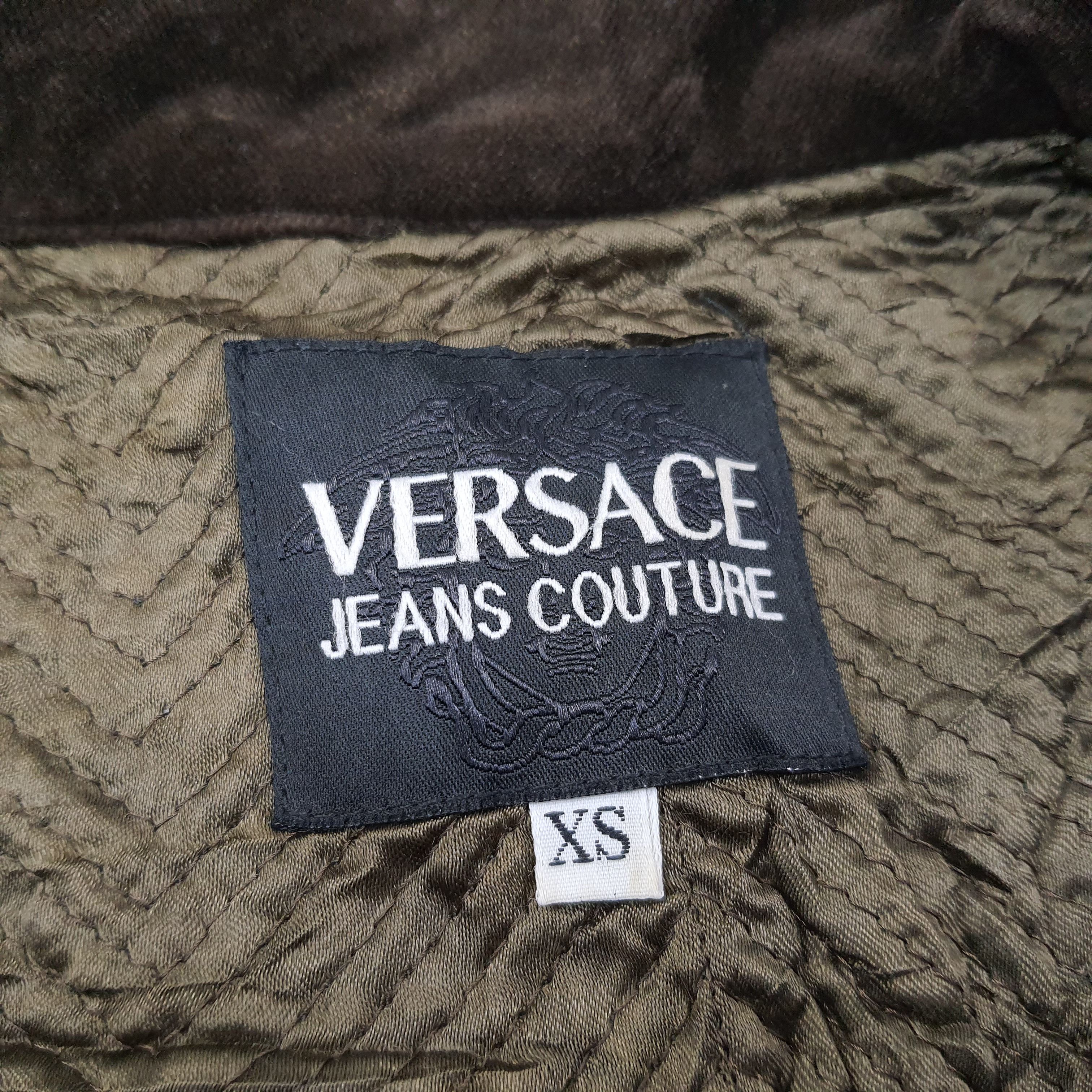 Versace Jeans Couture Vintage Versace Jeans Couture Velvet Jacket C247N28 Size US S / EU 44-46 / 1 - 5 Thumbnail