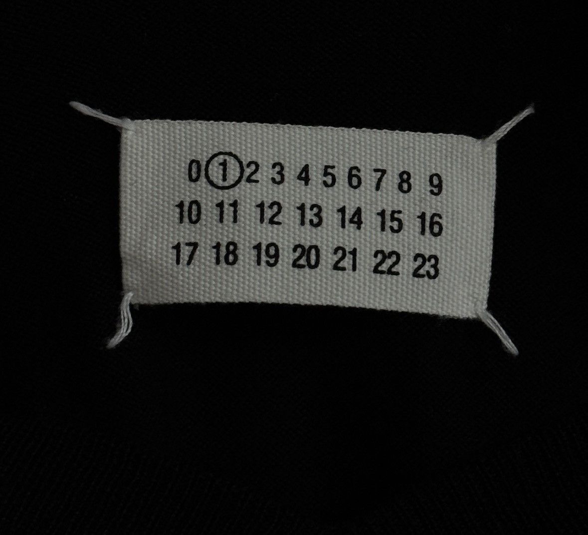 Maison Margiela Maison Martin Margiela Shoulder Cut-out Sweater AW08 Size L / US 10 / IT 46 - 7 Thumbnail