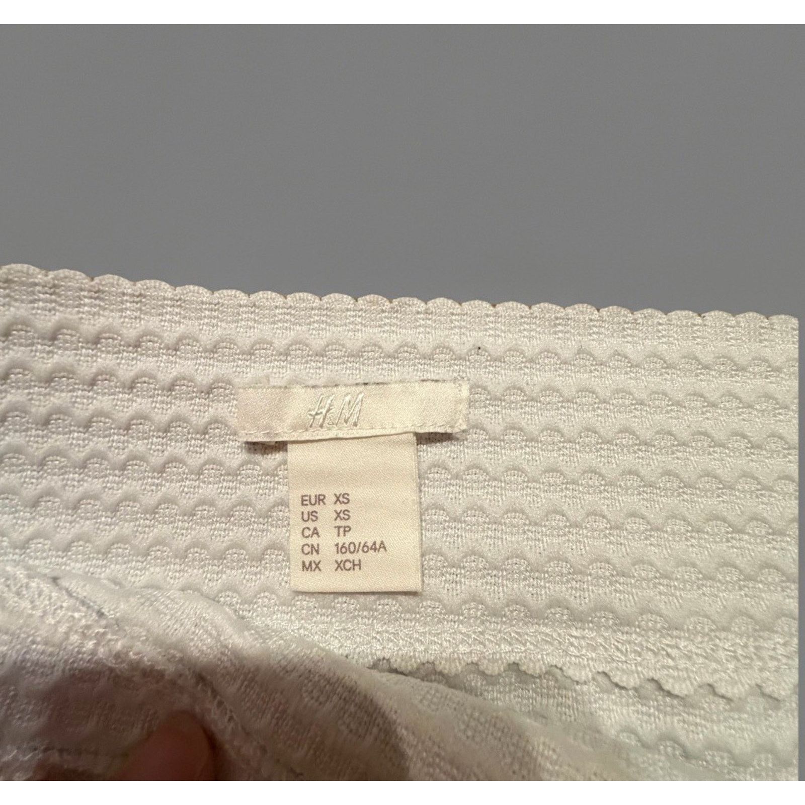 H&M H&M Woman’s White Party Club Bodycon Mini Skirt Cocktail - S Size 22" - 2 Thumbnail