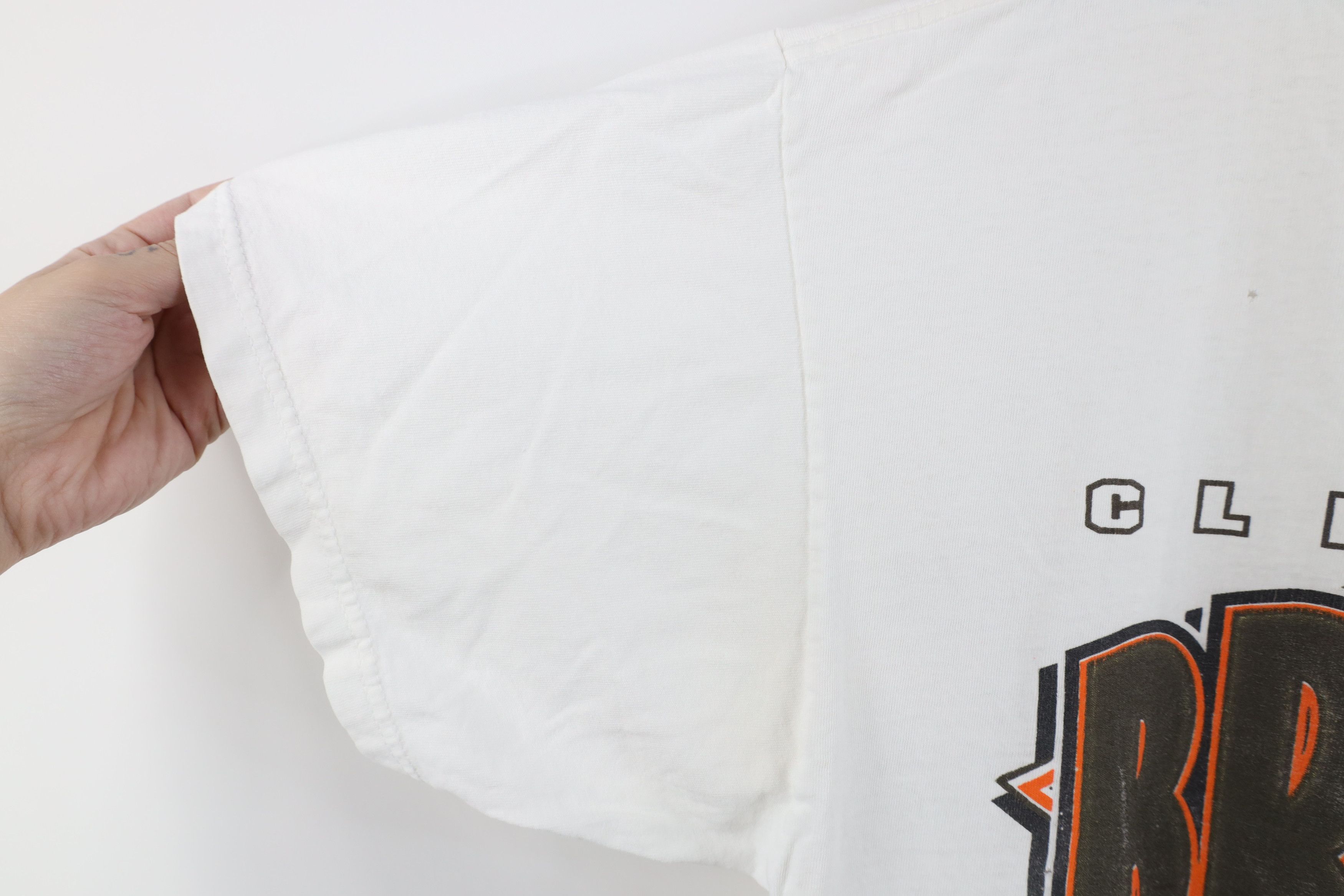 Vintage Vintage 90s Cleveland Browns Football Short Sleeve T-Shirt Size US XL / EU 56 / 4 - 11 Thumbnail