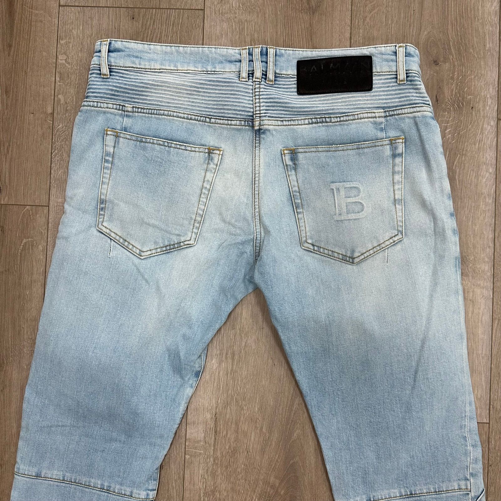 Balmain Balmain Ribbed Slim Multi-Cuts Jeans Bleu Jean Clair size 34 Size US 34 / EU 50 - 7 Thumbnail