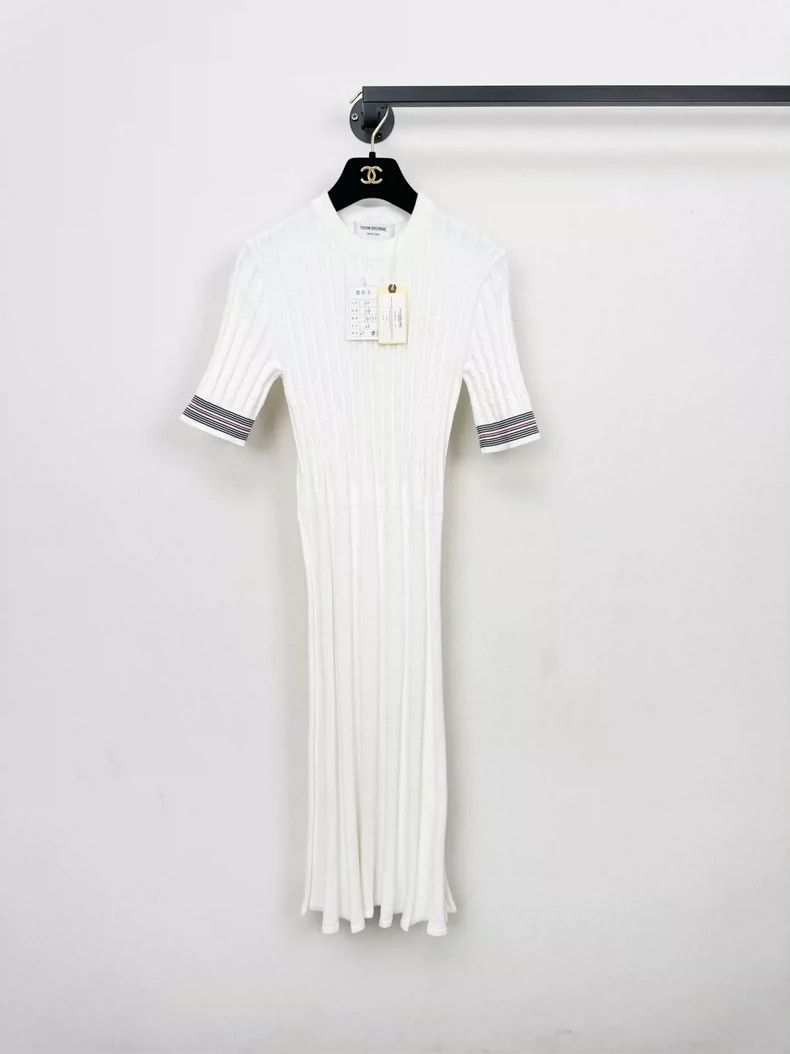 Thom Browne Thom Browne size40 Knitted dress Size S / US 4 / IT 40 - 1 Thumbnail