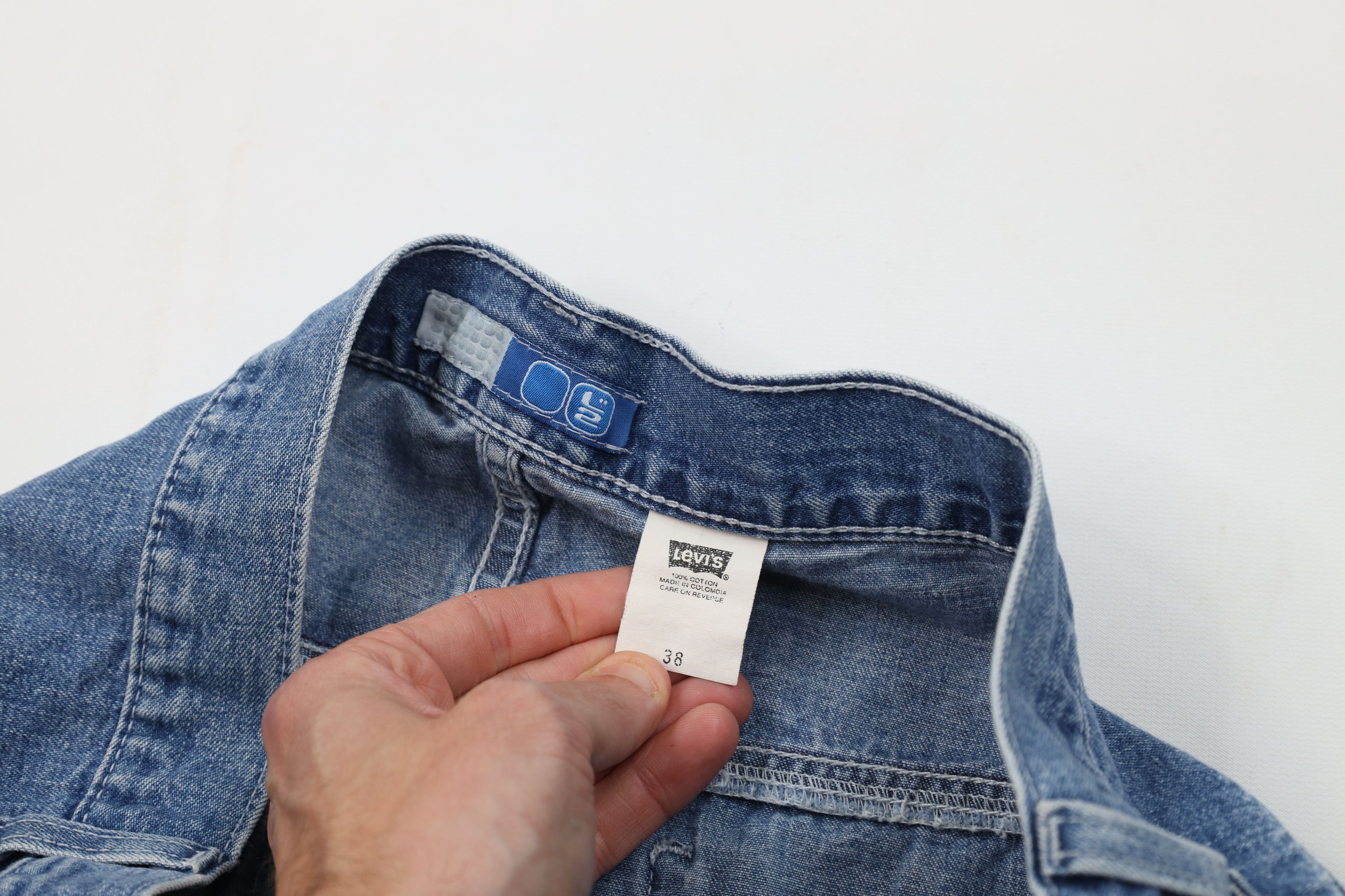 Levi's Vintage Y2K 2000 Levis Baggy Loose Fit Denim Shorts Blue Size US 38 / EU 54 - 8 Thumbnail