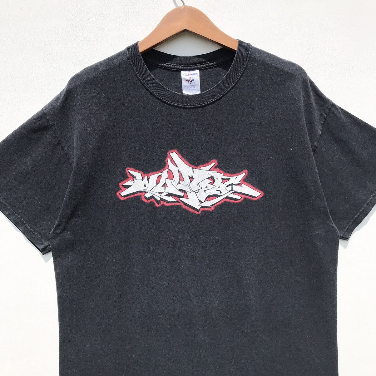 Band Tees 🔥Rare🔥Vintage Wolfpac Rap Rock Band Bloodhound Gang SunFaded Size US XL / EU 56 / 4 - 6 Thumbnail