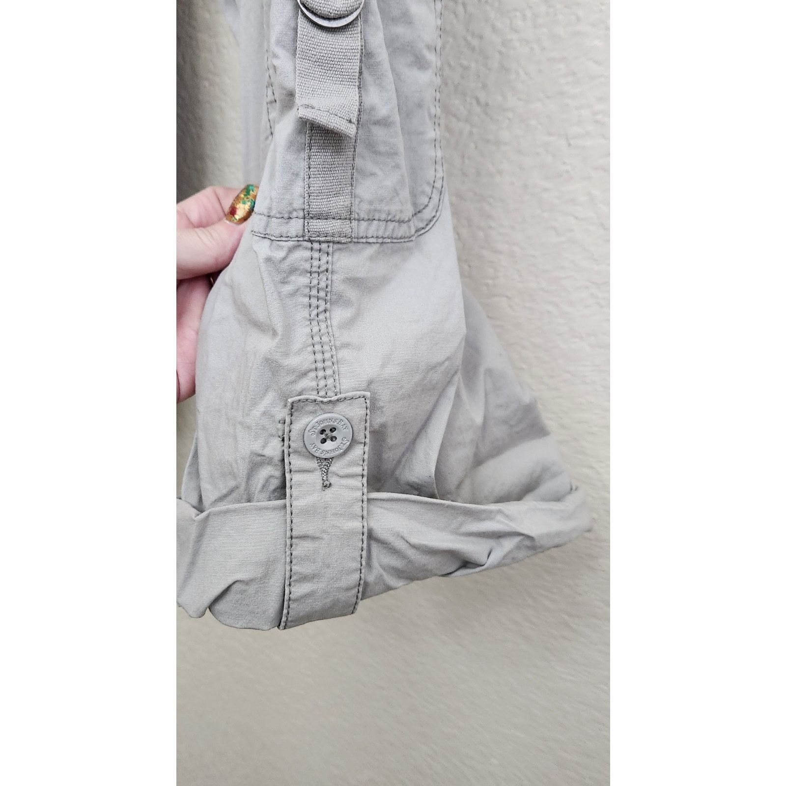 Other St John's Bay Gray Flat Front Cropped Roll Tab Pants 8 Size 30" / US 8 / IT 44 - 2 Thumbnail