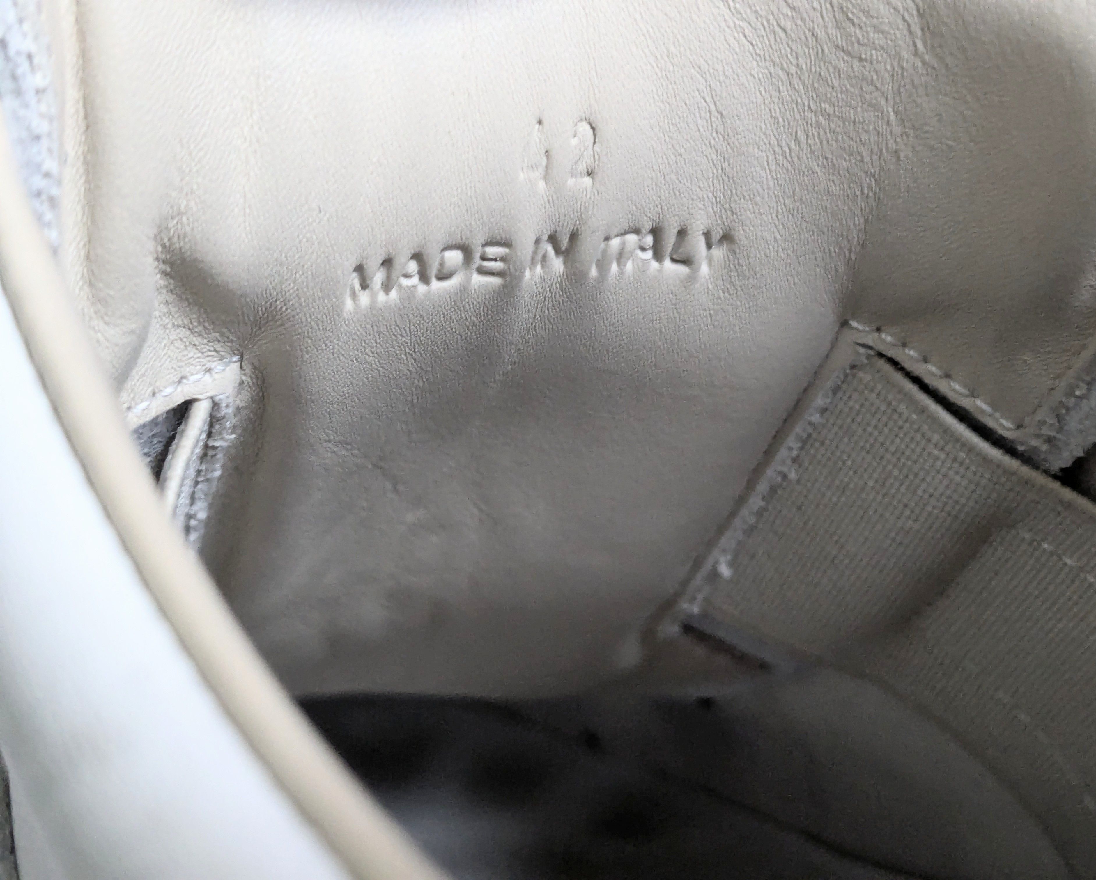 Maison Margiela Maison Margiela Replica GAT White 9 42 Low Tops Leather Size US 9 / EU 42 - 8 Thumbnail