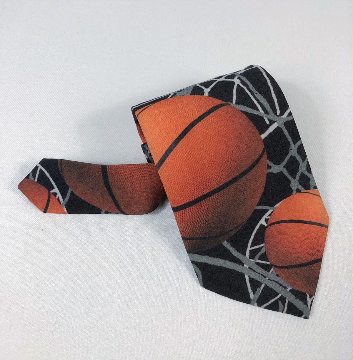 Ralph Marlin Rare Vintage 2000 Ralph Marlin Basketball All Over Print Tie Size ONE SIZE - 8 Thumbnail