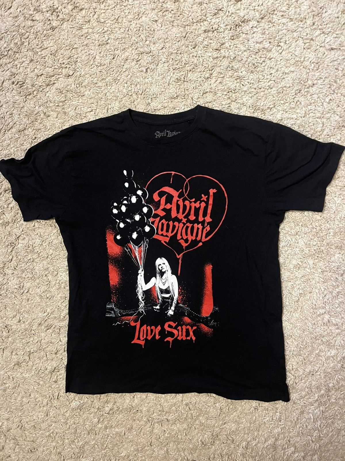 Band Tees Avril Lavigne Love Sux album 2022 official tee Size US XXL / EU 58 / 5 - 1 Thumbnail