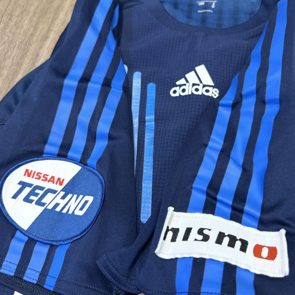 Adidas Yokohama F.Marinos player issue/worn training shirt Size US M / EU 48-50 / 2 - 4 Thumbnail