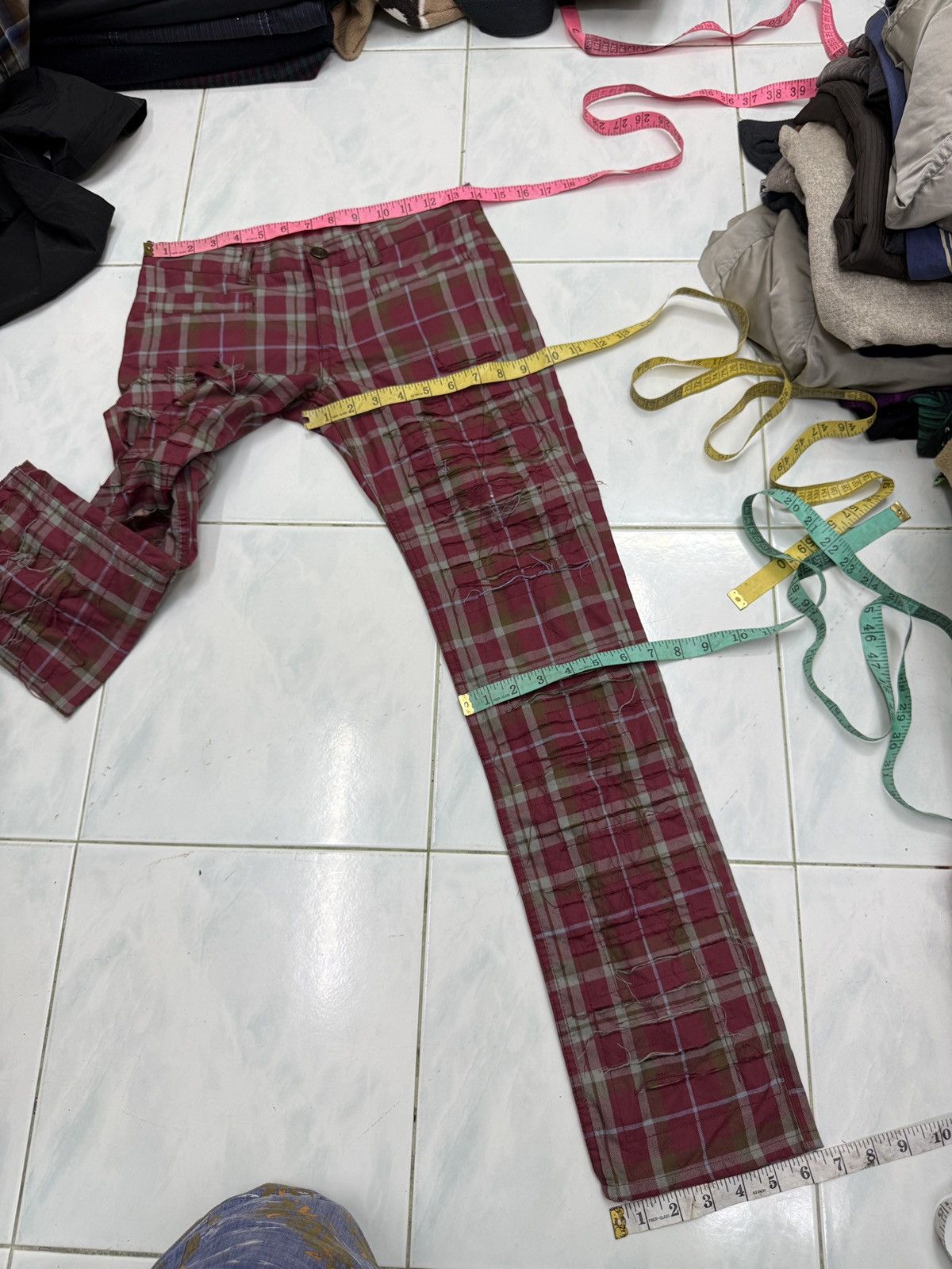 Hysteric Glamour 🔥🔥🔥ARCHIVE HYSTERIC GLAMOUR TARTAN PUNK PANTS Size 28" / US 6 / IT 42 - 21 Thumbnail