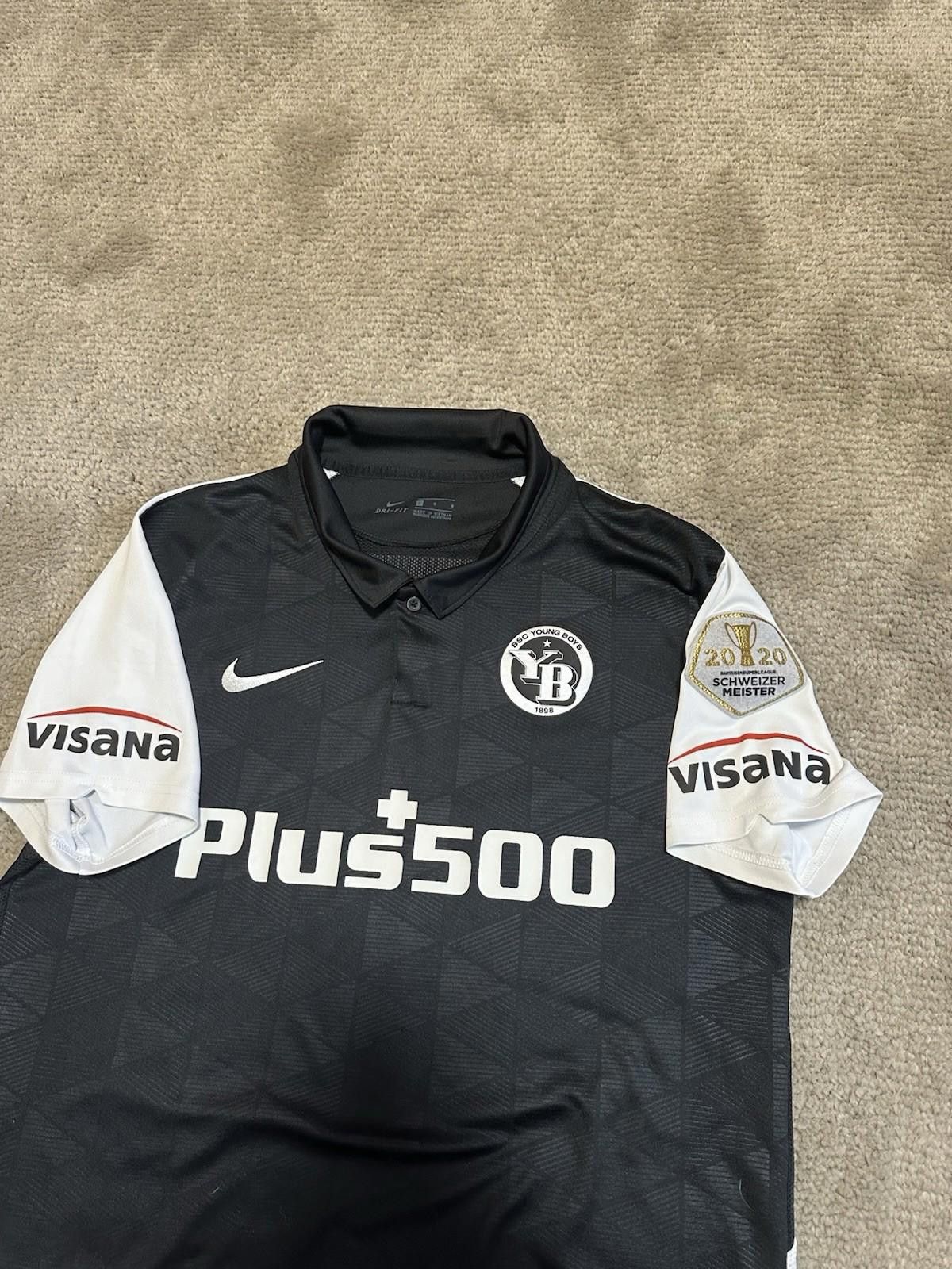 Nike YOUNG BOYS 2020 2021 THIRD FOOTBAL SHIRT SOCCER JERSEY NIKE Size ONE SIZE - 5 Thumbnail