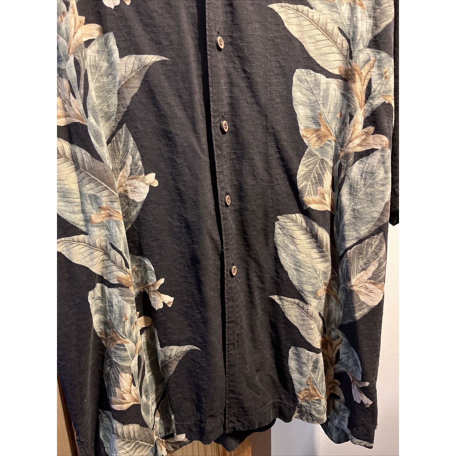 Other Jamaica Jaxx Men’s XL Black Floral Silk SS Hawaiian Shirt Size US XL / EU 56 / 4 - 6 Thumbnail