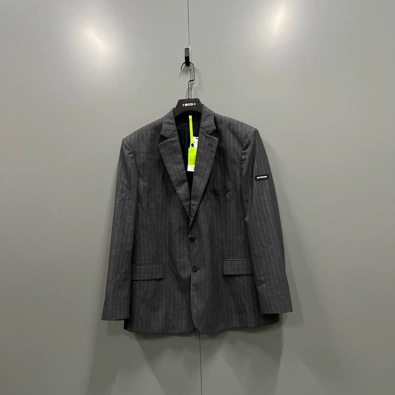 Balenciaga size 44 Solid striped logo suit