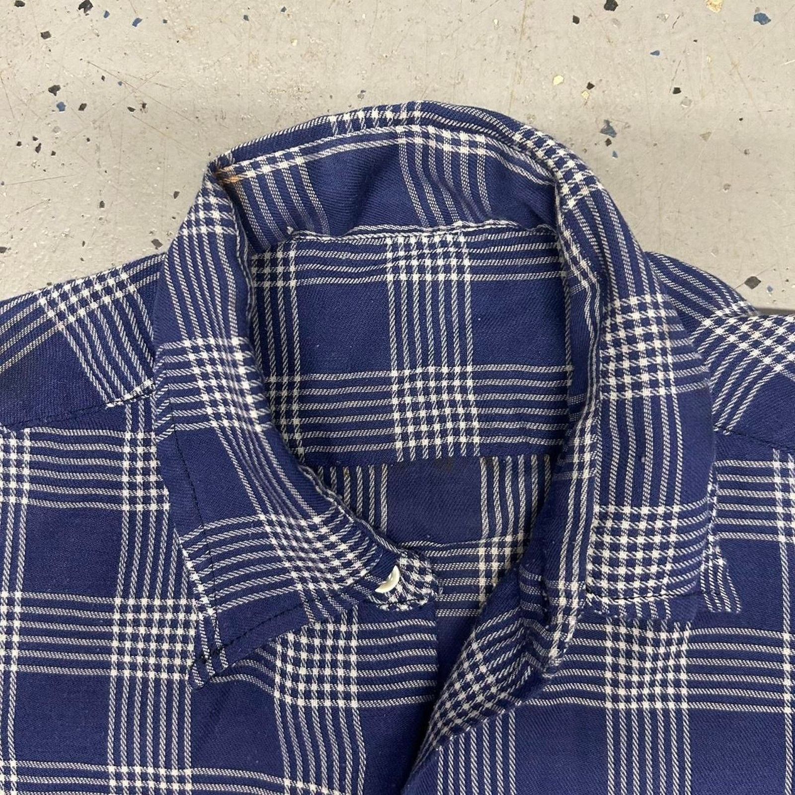 Other VTG 60s/70s Blue and white plaid button-up shirt Size US L / EU 52-54 / 3 - 5 Thumbnail
