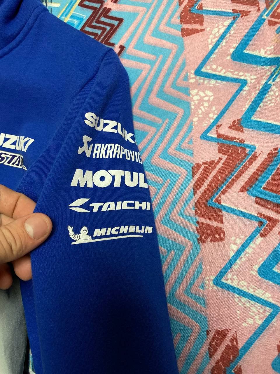 Vintage vintage Sweatshirt hoodie zip SUZUKI MOTO RACING sportwear Size US M / EU 48-50 / 2 - 8 Thumbnail