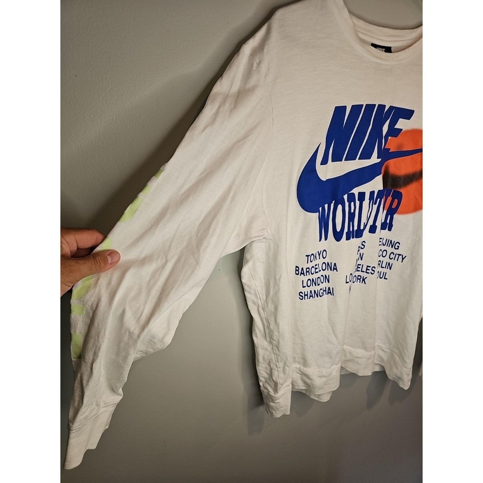 Nike Nike World Tour Long Sleeve T-Shirt Top Beaverton Size XL Size US XL / EU 56 / 4 - 3 Thumbnail