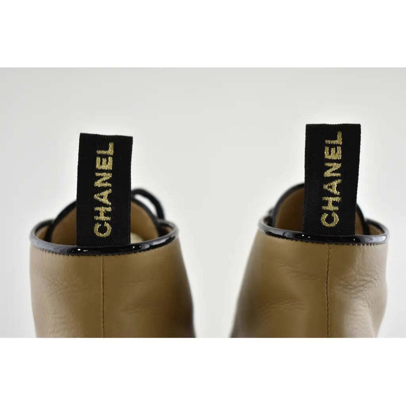Chanel Chanel 20B Beige Black Leather Pearl CC Combat Lace Up Size US 6 / IT 36 - 9 Thumbnail