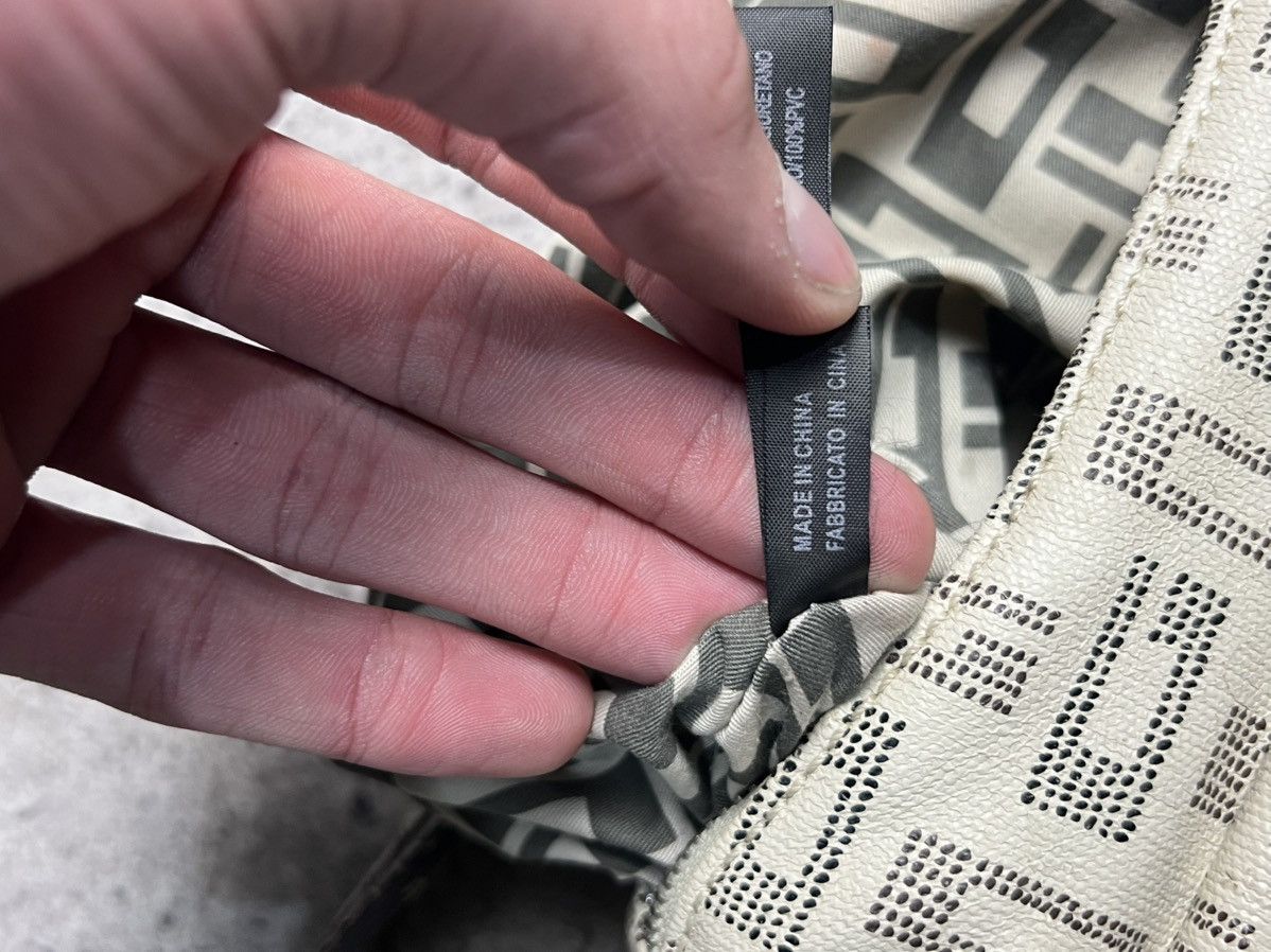 Guess Guess Vintage Bags Rare Y2K Size ONE SIZE - 10 Thumbnail