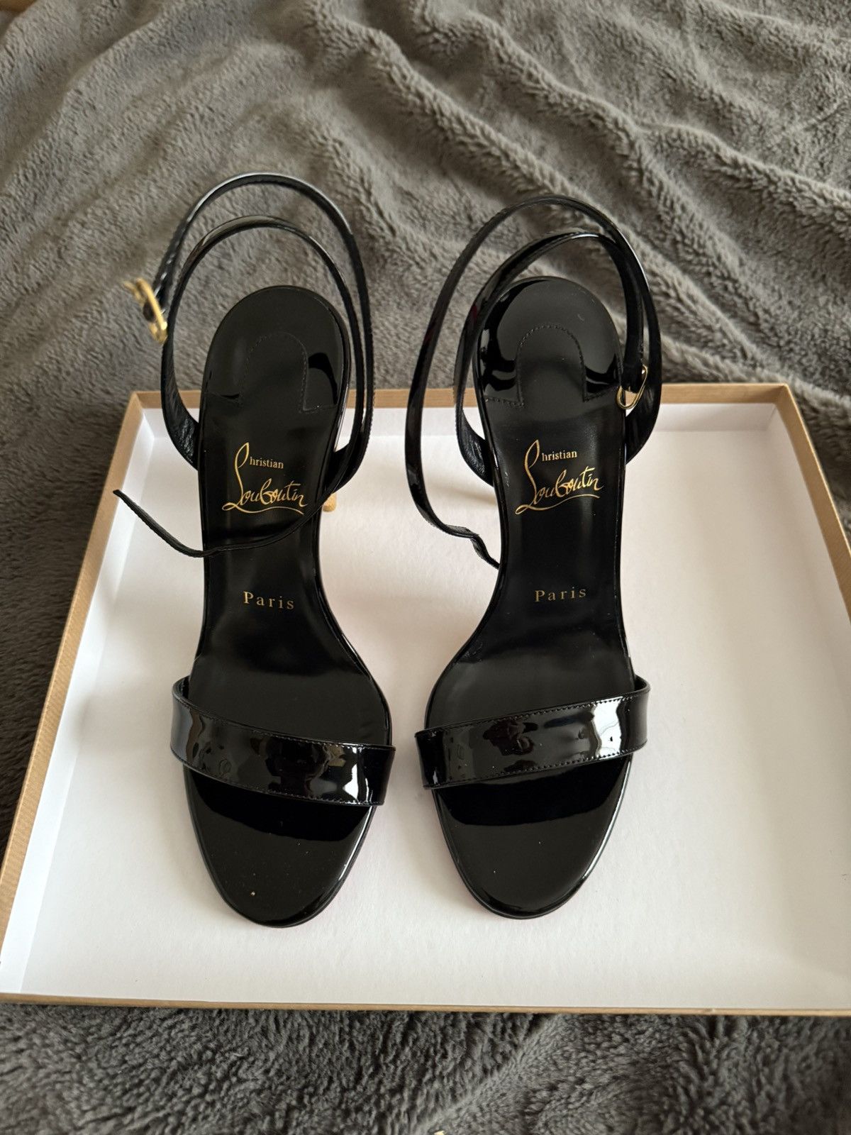 Christian Louboutin Christian Louboutin LipQueen 100 Size US 7.5 / IT 37.5 - 1 Thumbnail
