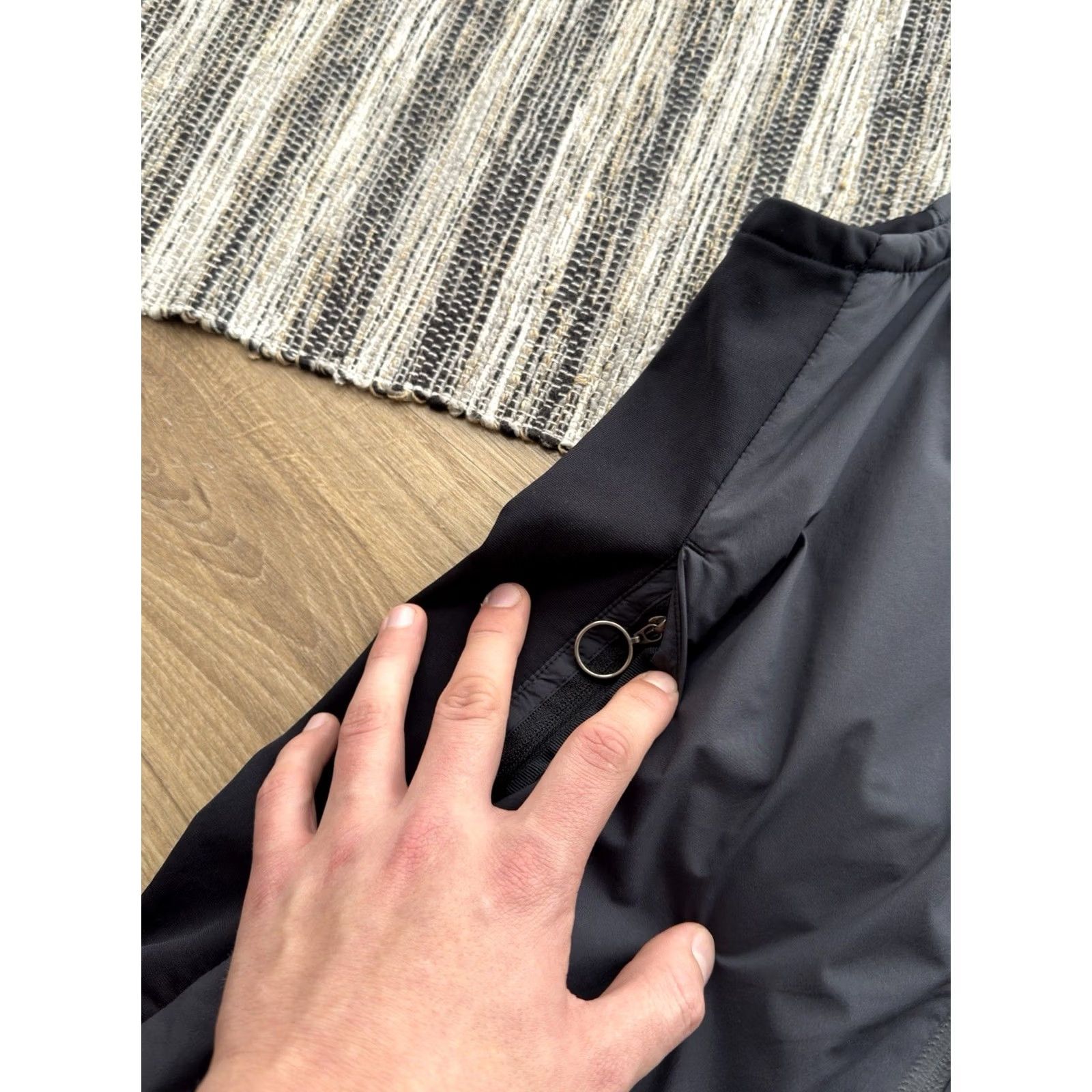 Rapha Rapha Woman Performance Cycling Full Zip Gray Black Jacket Nylon Vest XL Windbreaker Women XL Urban Outdoor Cycling Italy USA Streetwear Roadwear Size XL / US 12-14 / IT 48-50 - 7 Thumbnail