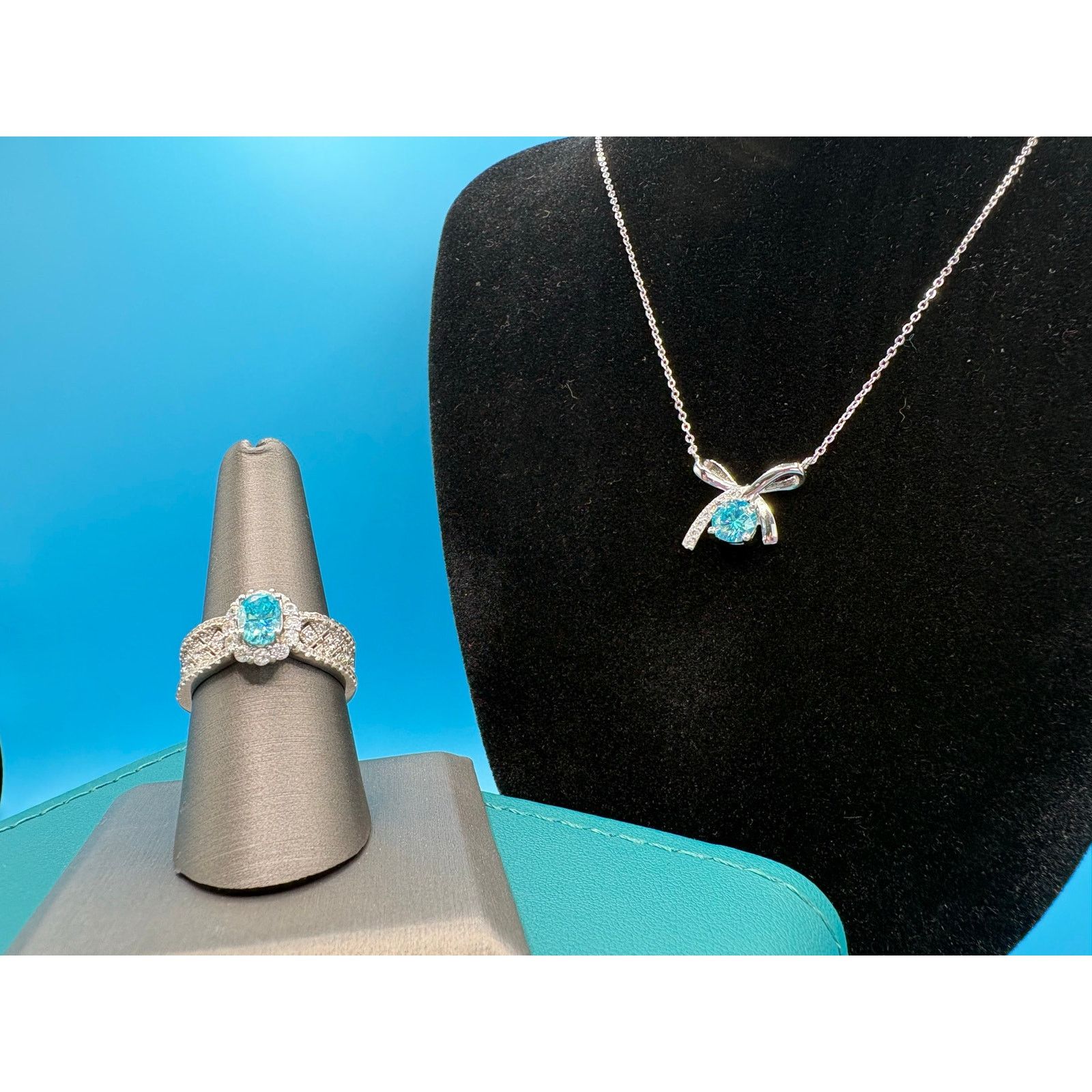 Jewelry NEW Aquamarine Moissanite Ring & Necklace in PT950 & AU750 Size ONE SIZE - 6 Thumbnail