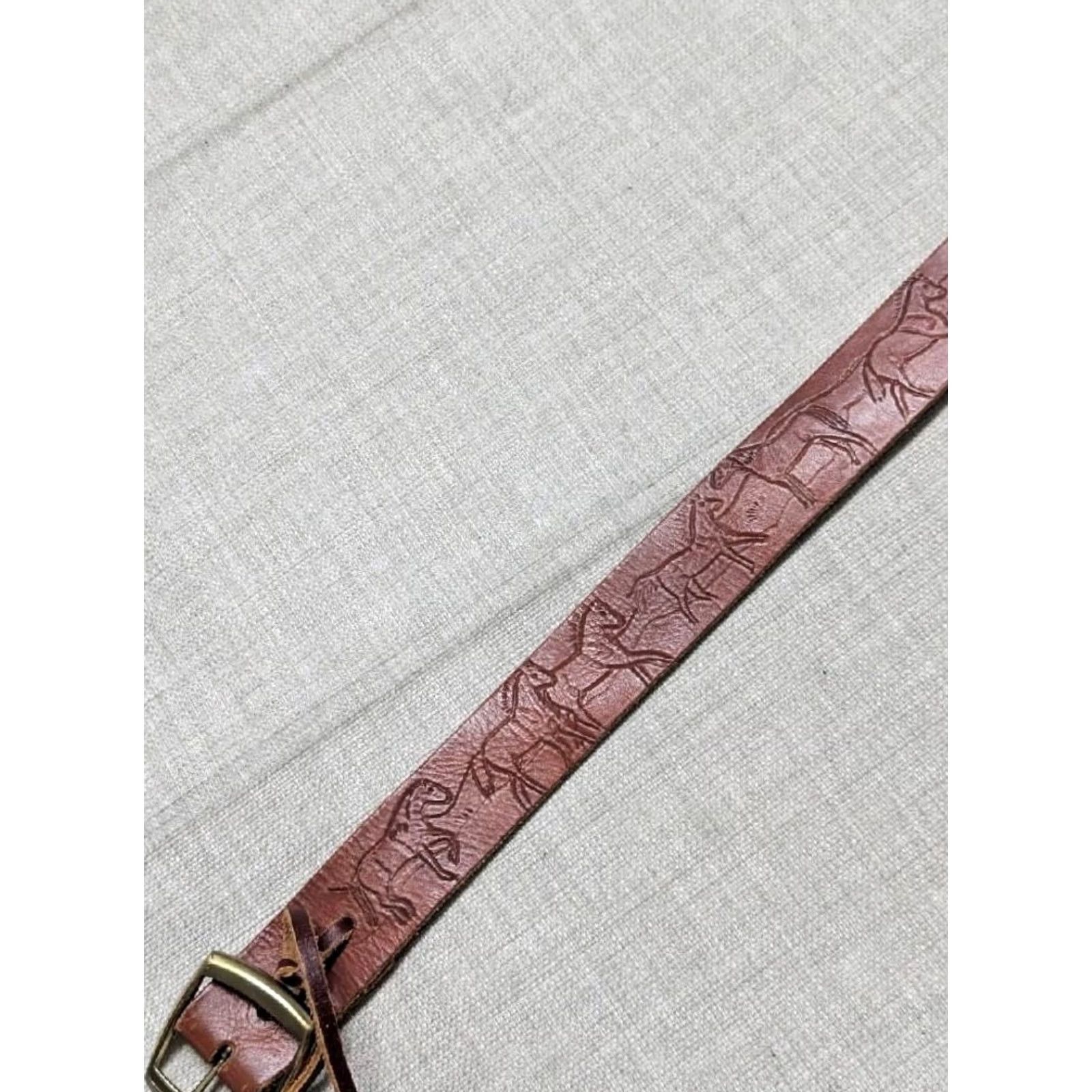 Vintage VINTAGE tooled buckle belt HORSES handcrafted 30 cowhide leather WESTERN cowboy Men Size 30 Brown Size 30 - 5 Thumbnail