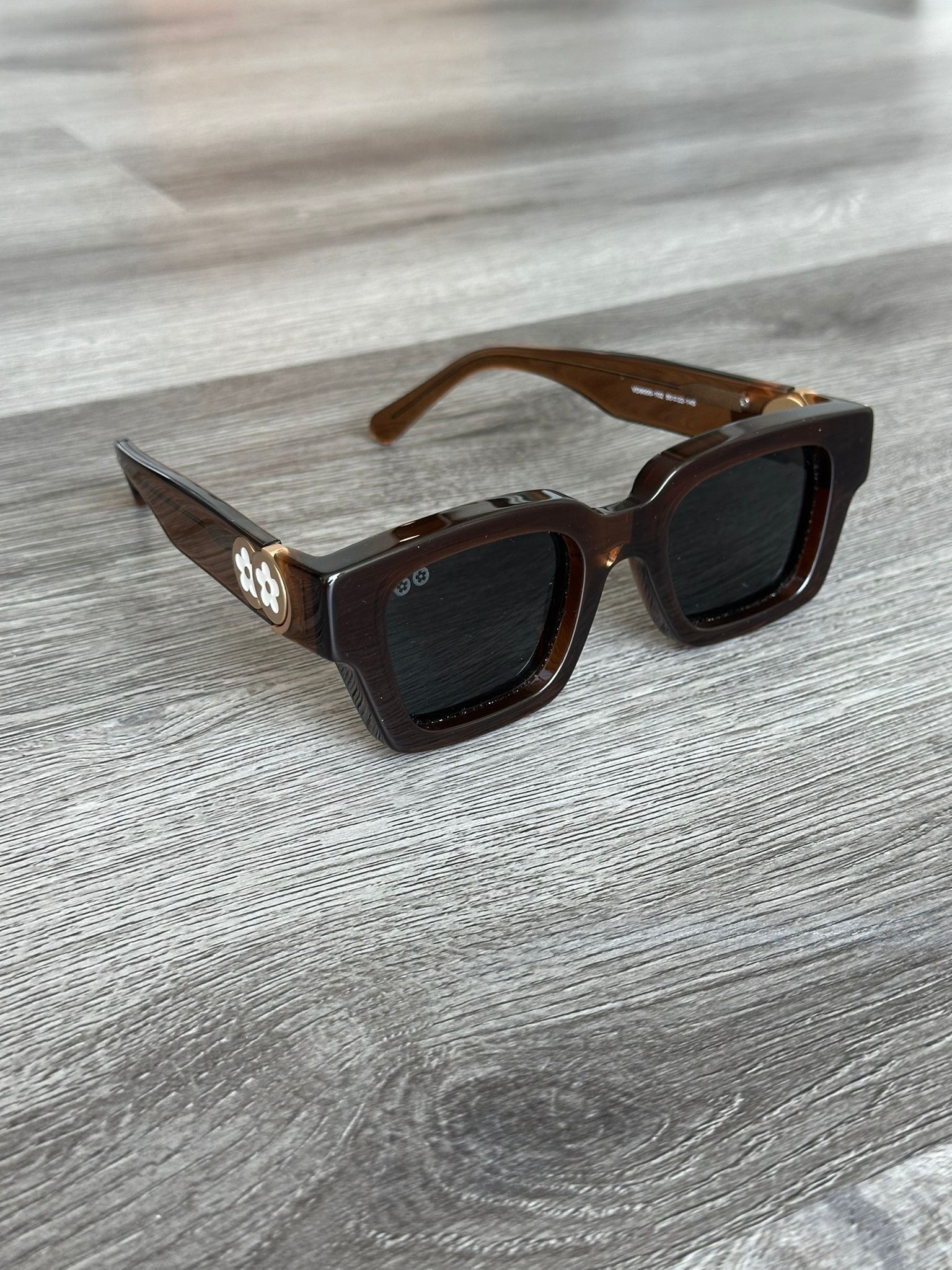 Vandy The Pink Vandy The Pink Brown Sunglasses Size ONE SIZE - 1 Thumbnail