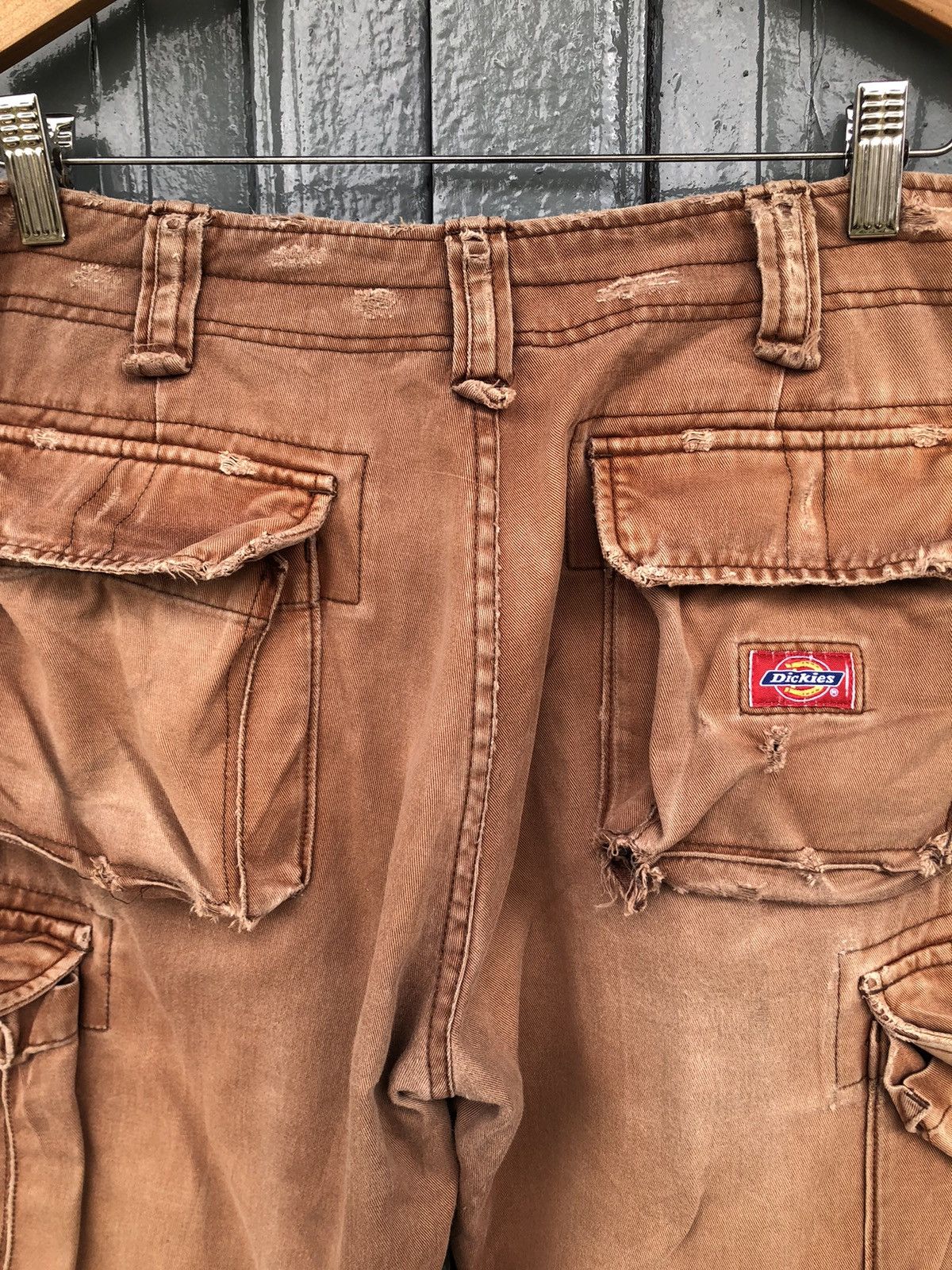 Dickies × Vintage Vintage Dickeis Faded Brown Distressed Cargo Pants Size US 32 / EU 48 - 5 Thumbnail