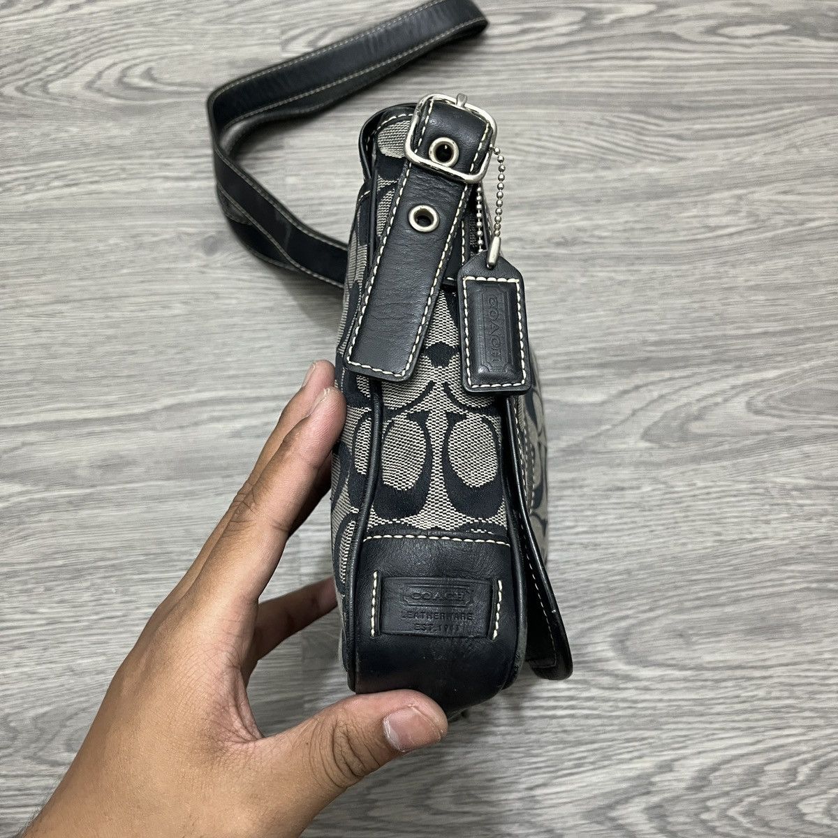 Coach Vintage Coach Monogram Crossbody Bag 🟥 Size ONE SIZE - 9 Thumbnail
