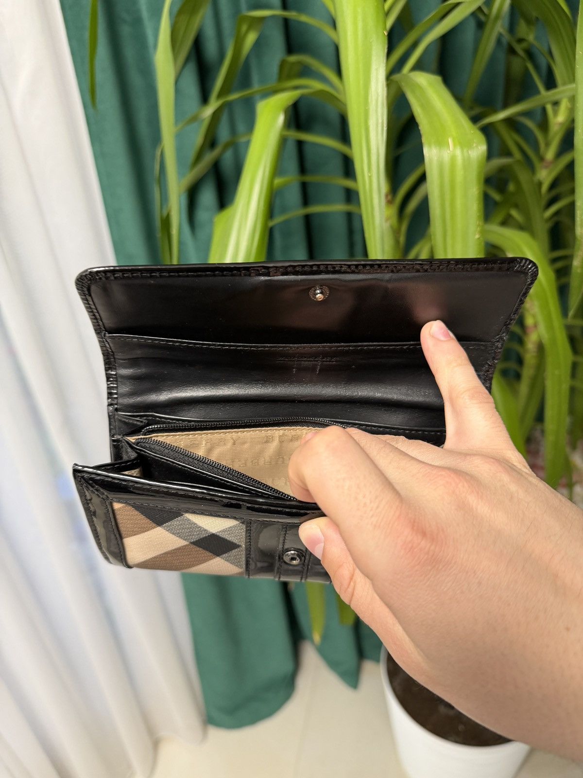 Burberry Vintage Burberry Clutch Wallet Plaid 90s Size ONE SIZE - 13 Thumbnail
