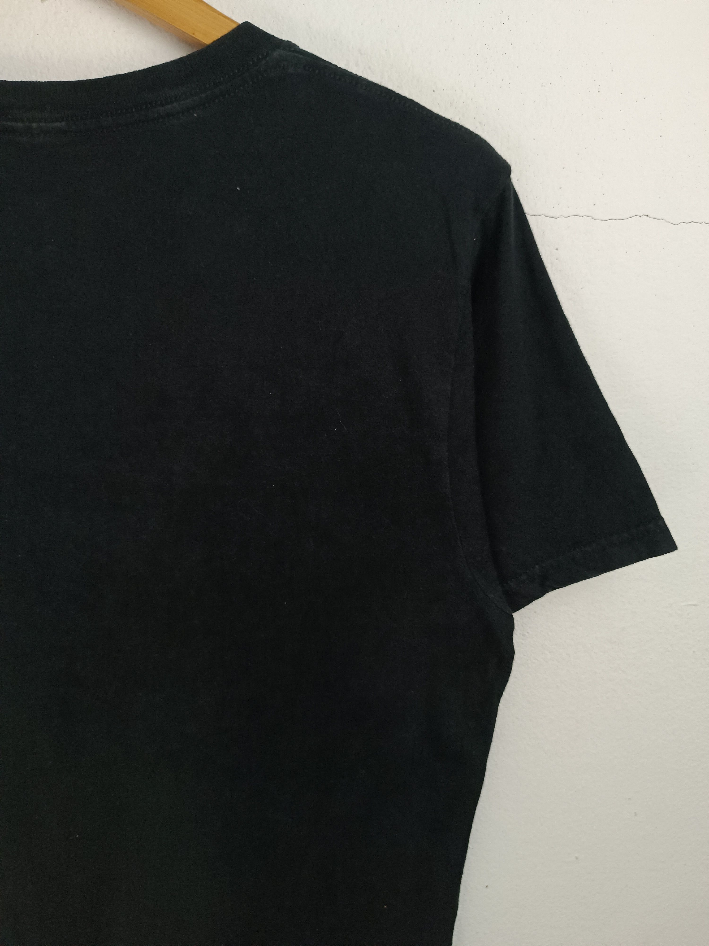 Anime VINTAGE NARUTO KAKASHI SASUKE LINEUP TEE bleach one piece Size US M / EU 48-50 / 2 - 12 Thumbnail