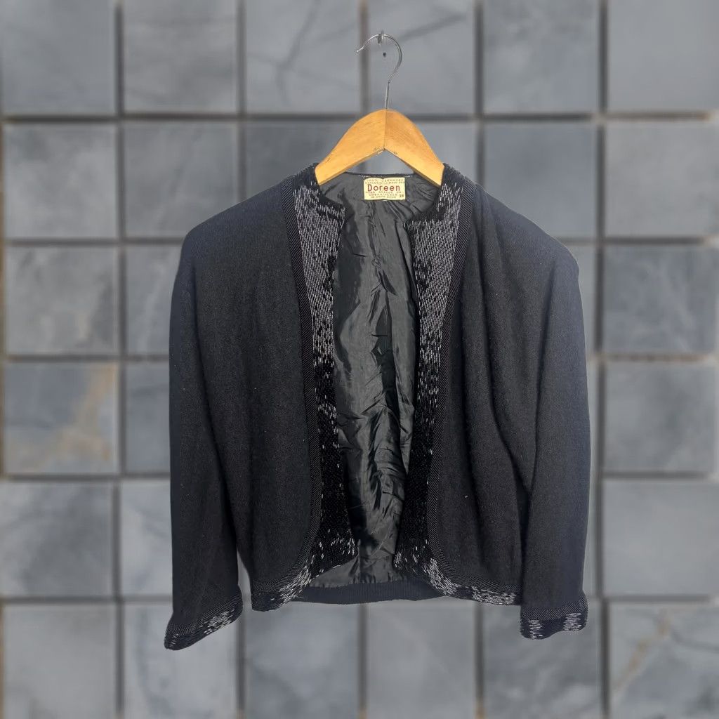 Vintage VINTAGE Doreen Cardigan Womens 38 Black 100% Cashmere Hand Beaded Hong Kong Size XS / US 0-2 / IT 36-38 - 1 Thumbnail