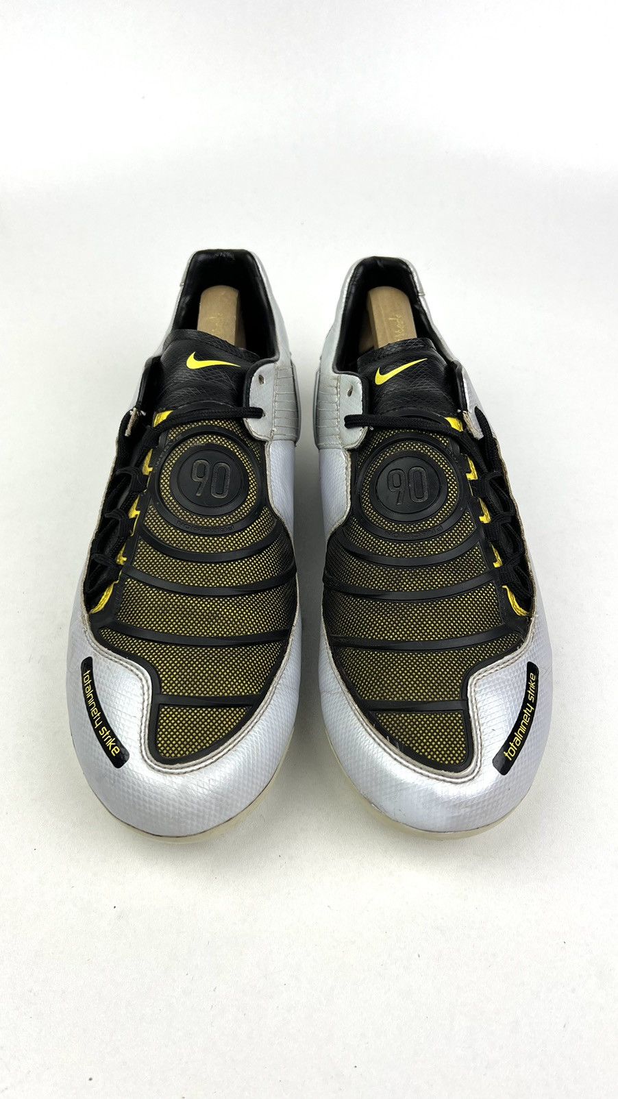 Nike NIKE Cleats Football Shoes Total 90 Laser Zoom FG Silver Men Size US 12 / EU 45 - 4 Thumbnail