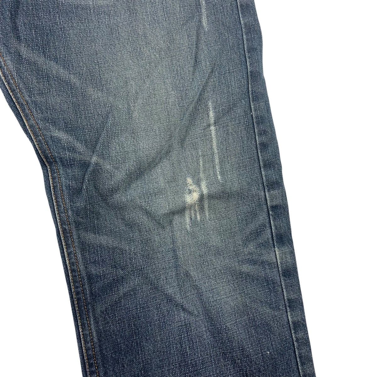 Burberry × Designer BURBERRY Black label distressed design blue jeans Size US 33 - 10 Thumbnail