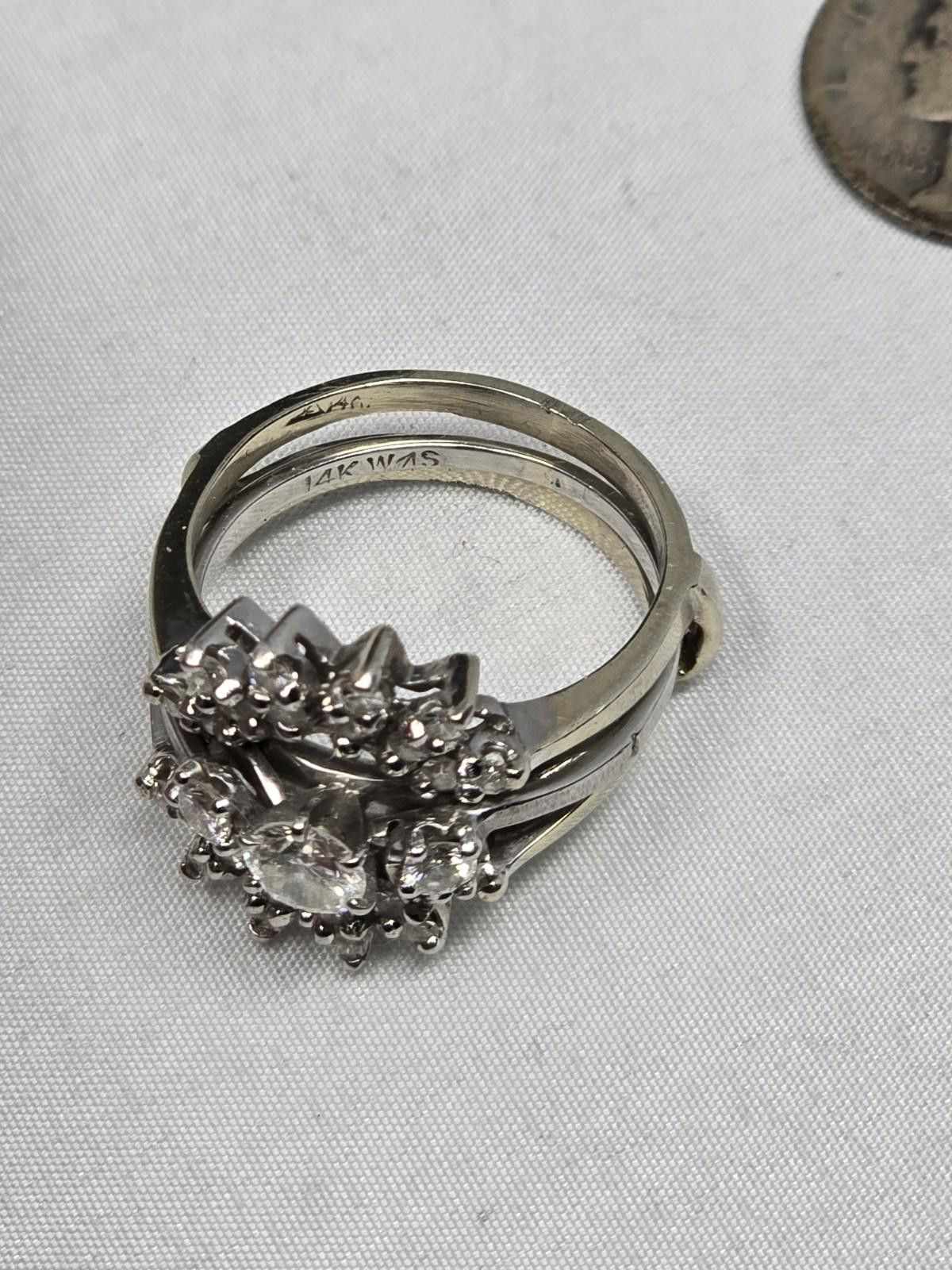 The Unbranded Brand 14k White Gold 0.89ctw Diamond 3-Stone Ring & Guard Set Sz 8 Size ONE SIZE - 7 Thumbnail