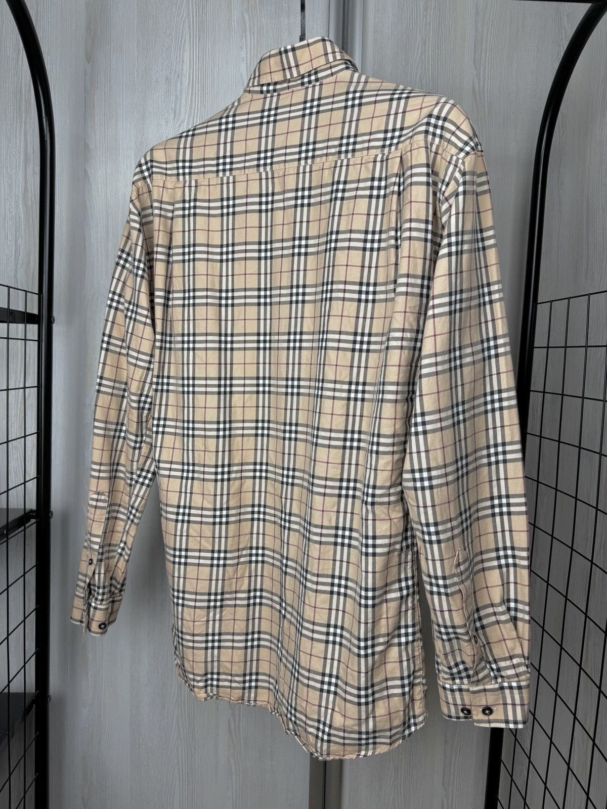 Burberry Burberry London beige nova check long sleeve shirt size 42 Size US L / EU 52-54 / 3 - 8 Thumbnail